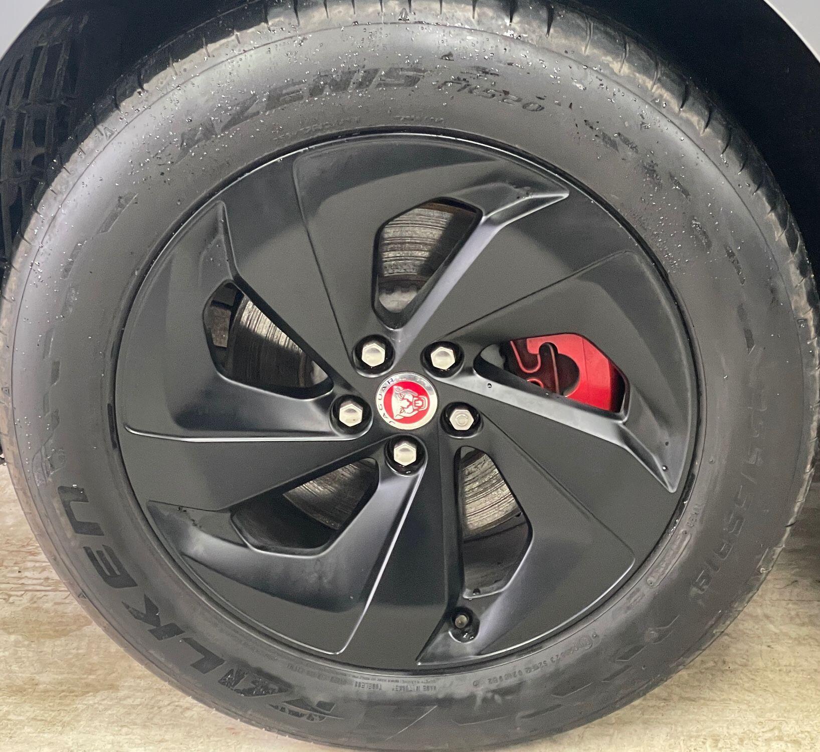 Jaguar F-Pace - Image 17