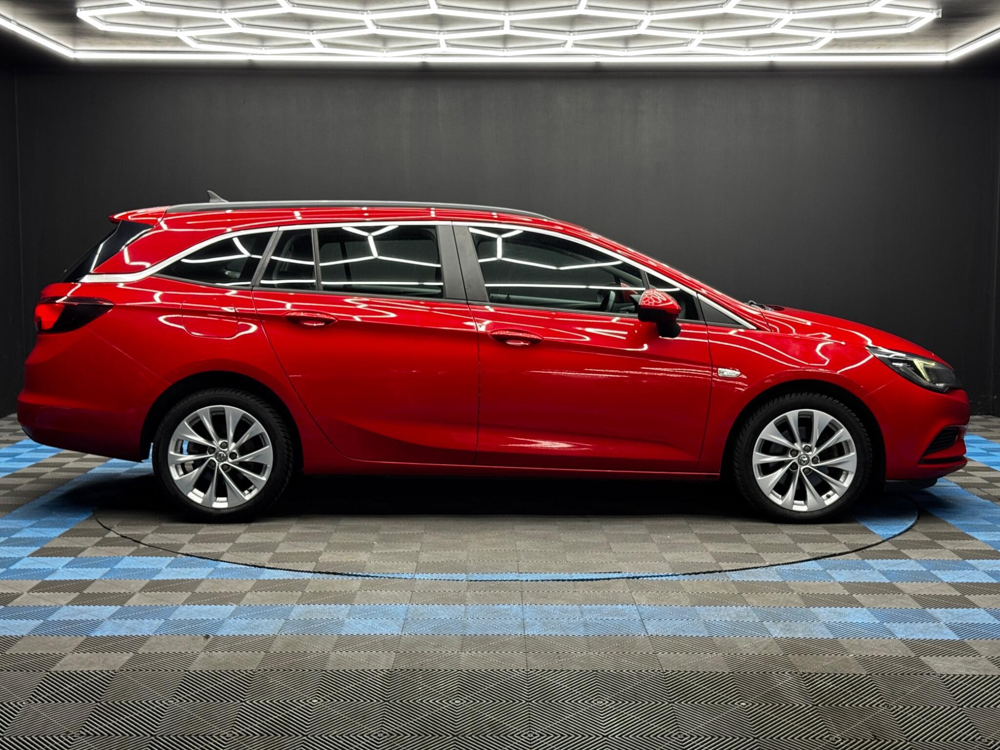 Vauxhall Astra - Image 4