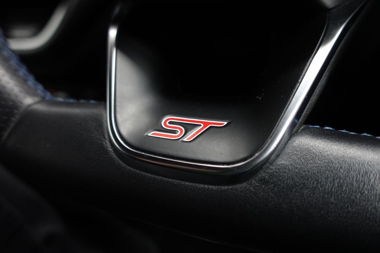 Ford Fiesta - Image 29