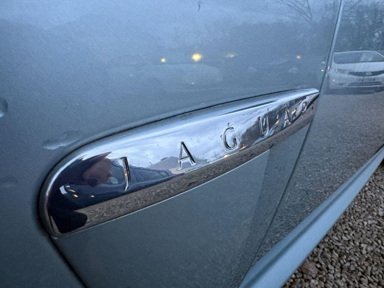 Jaguar XF - Image 18