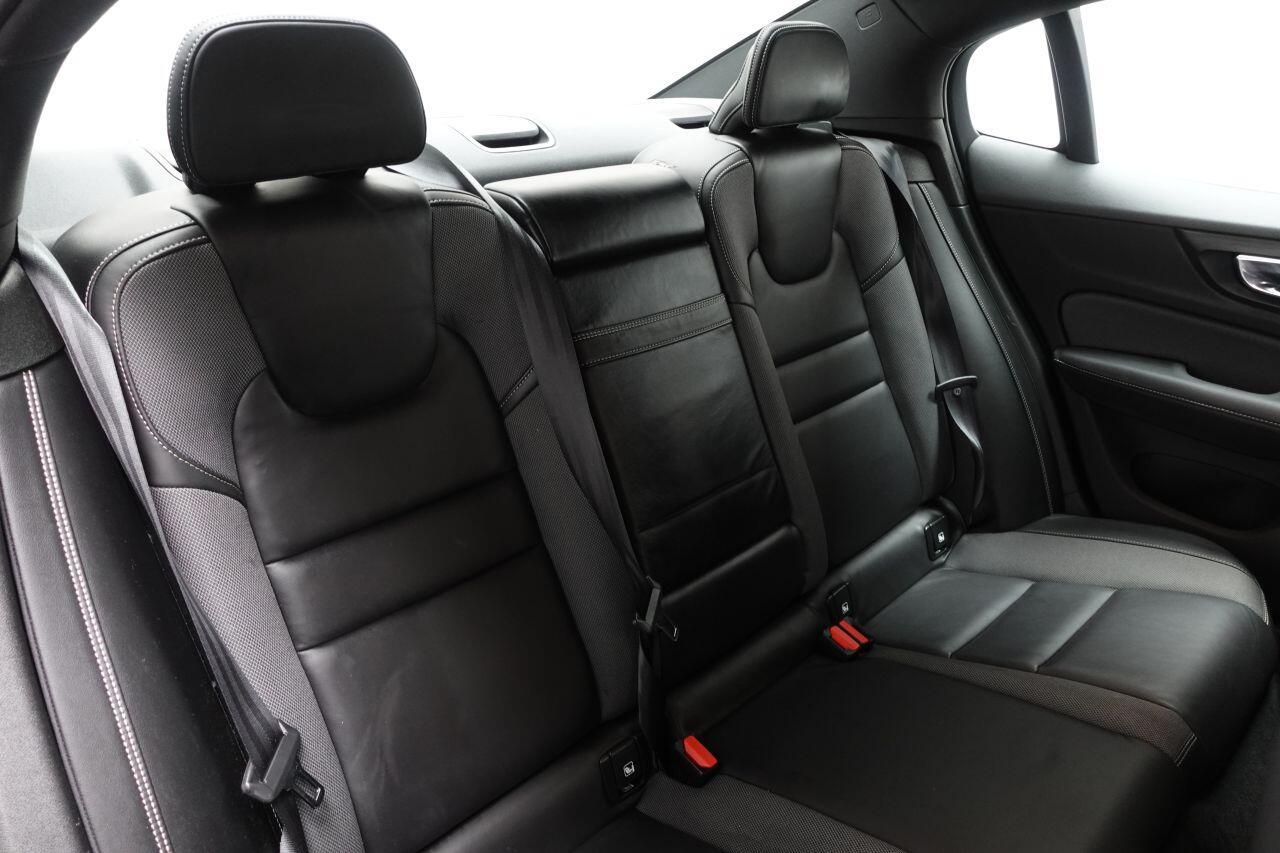 Volvo S60 - Image 23