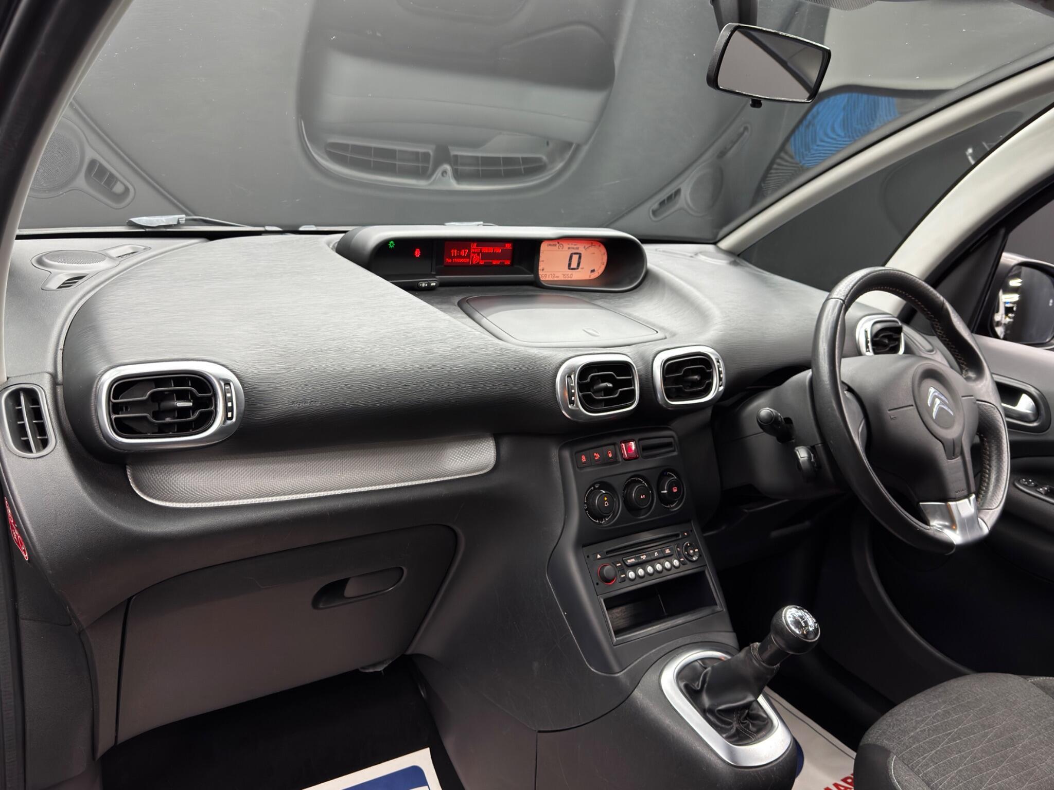 Citroen C3 Picasso - Image 11