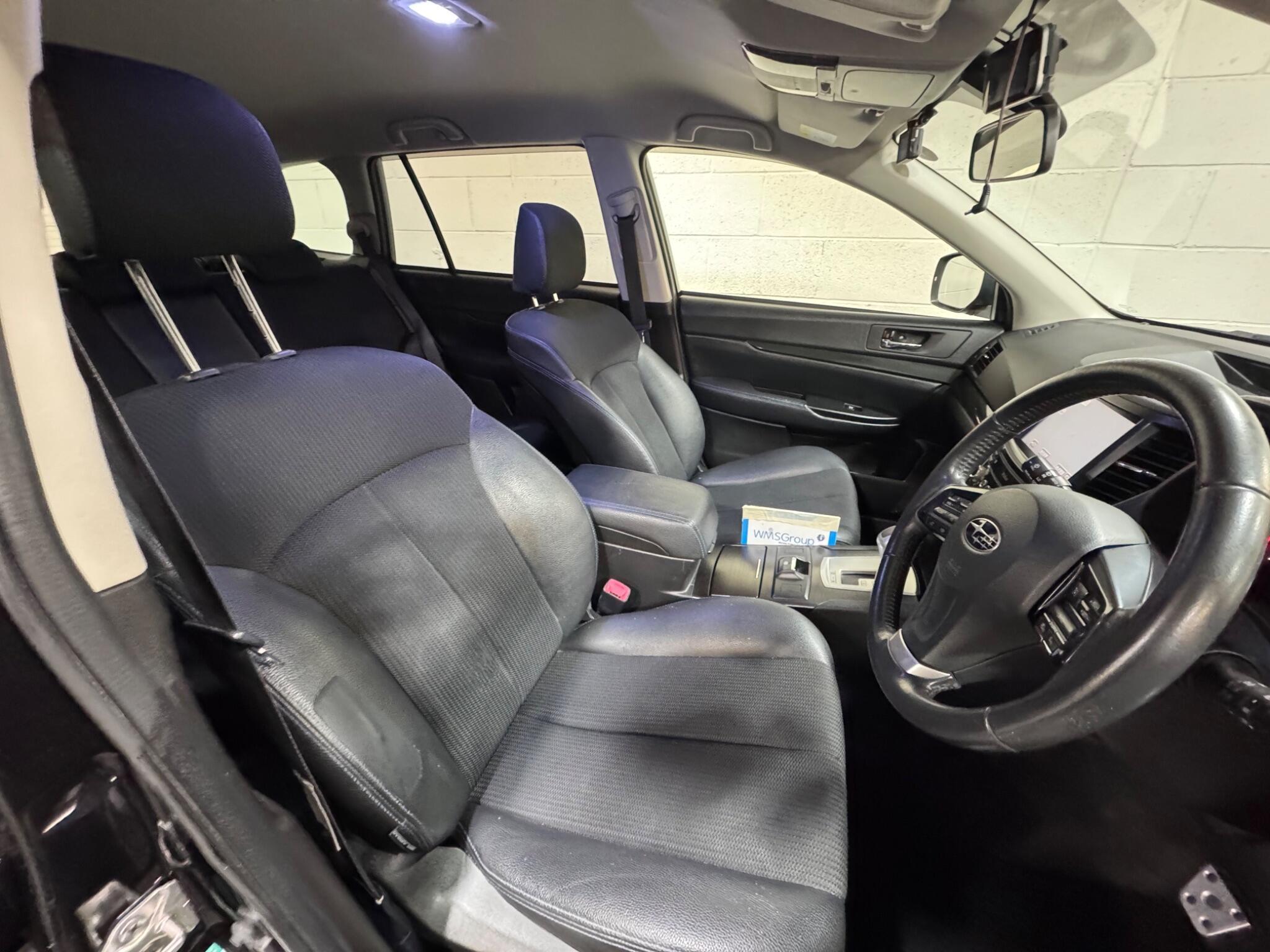 Subaru Legacy - Image 8