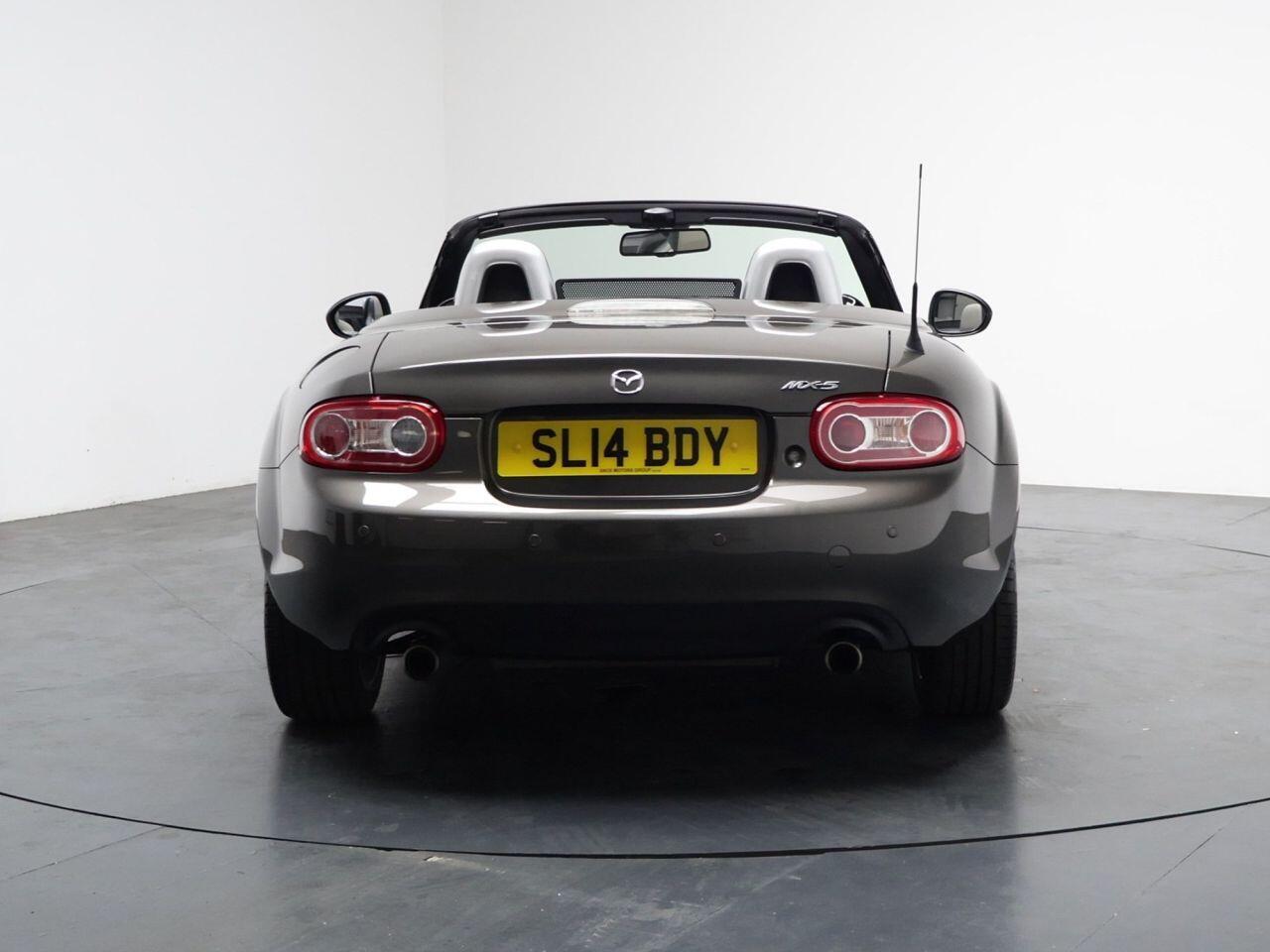 Mazda MX-5 - Image 11
