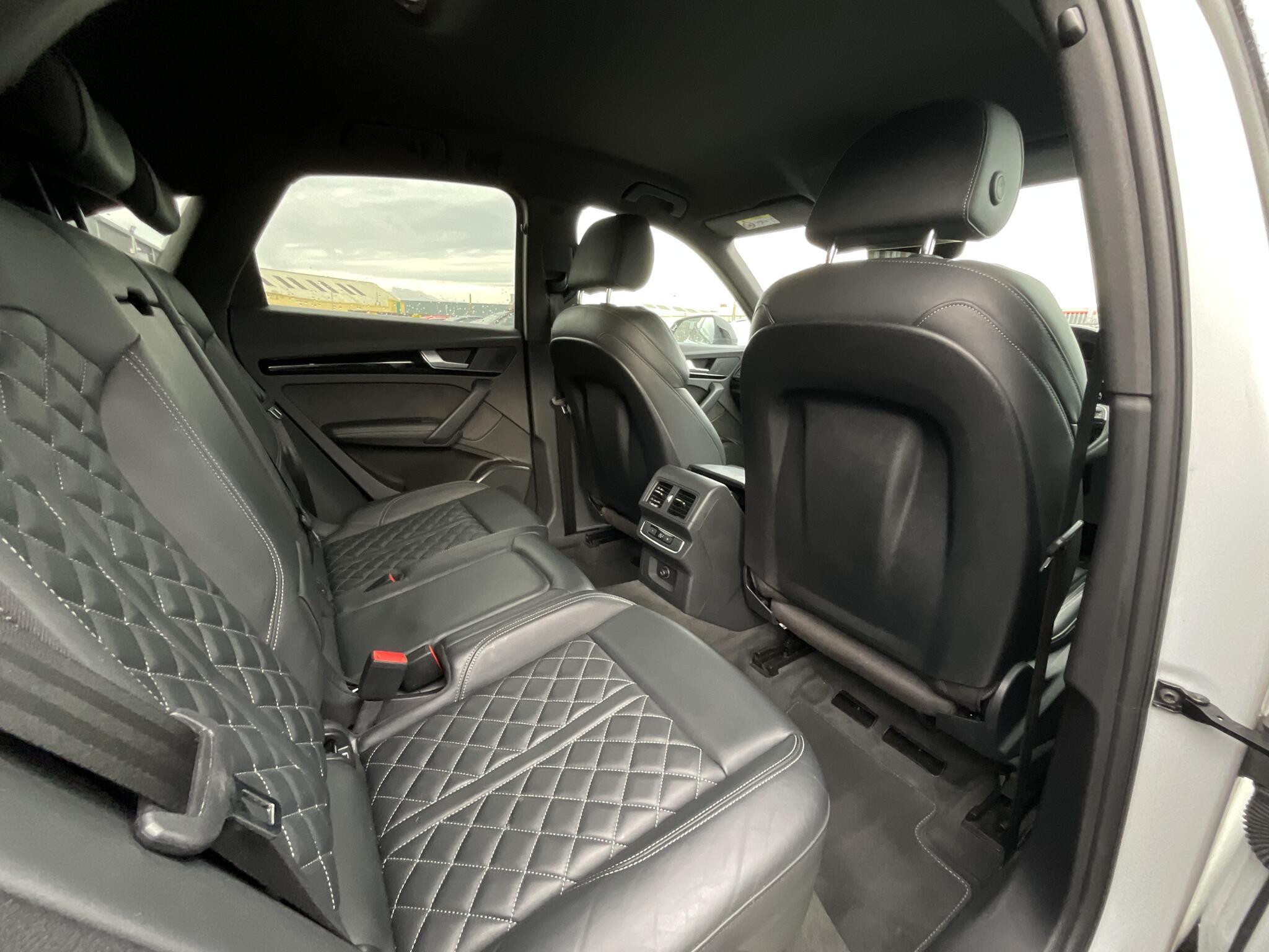 Audi Q5 - Image 10