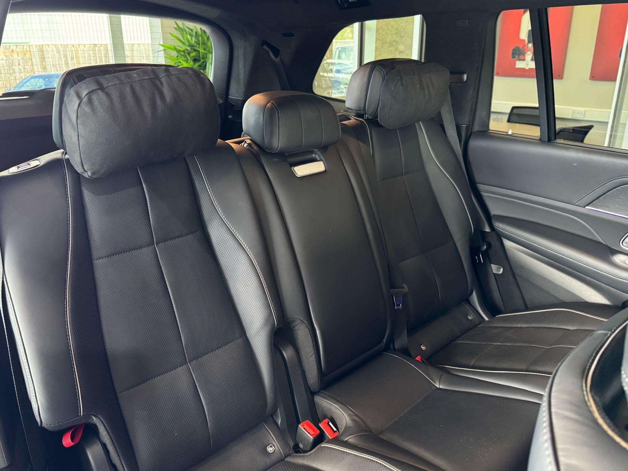 Mercedes GLS - Image 27