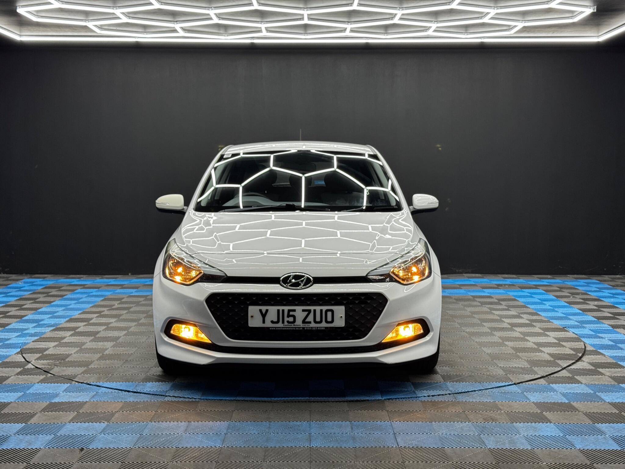 Hyundai i20 - Image 2