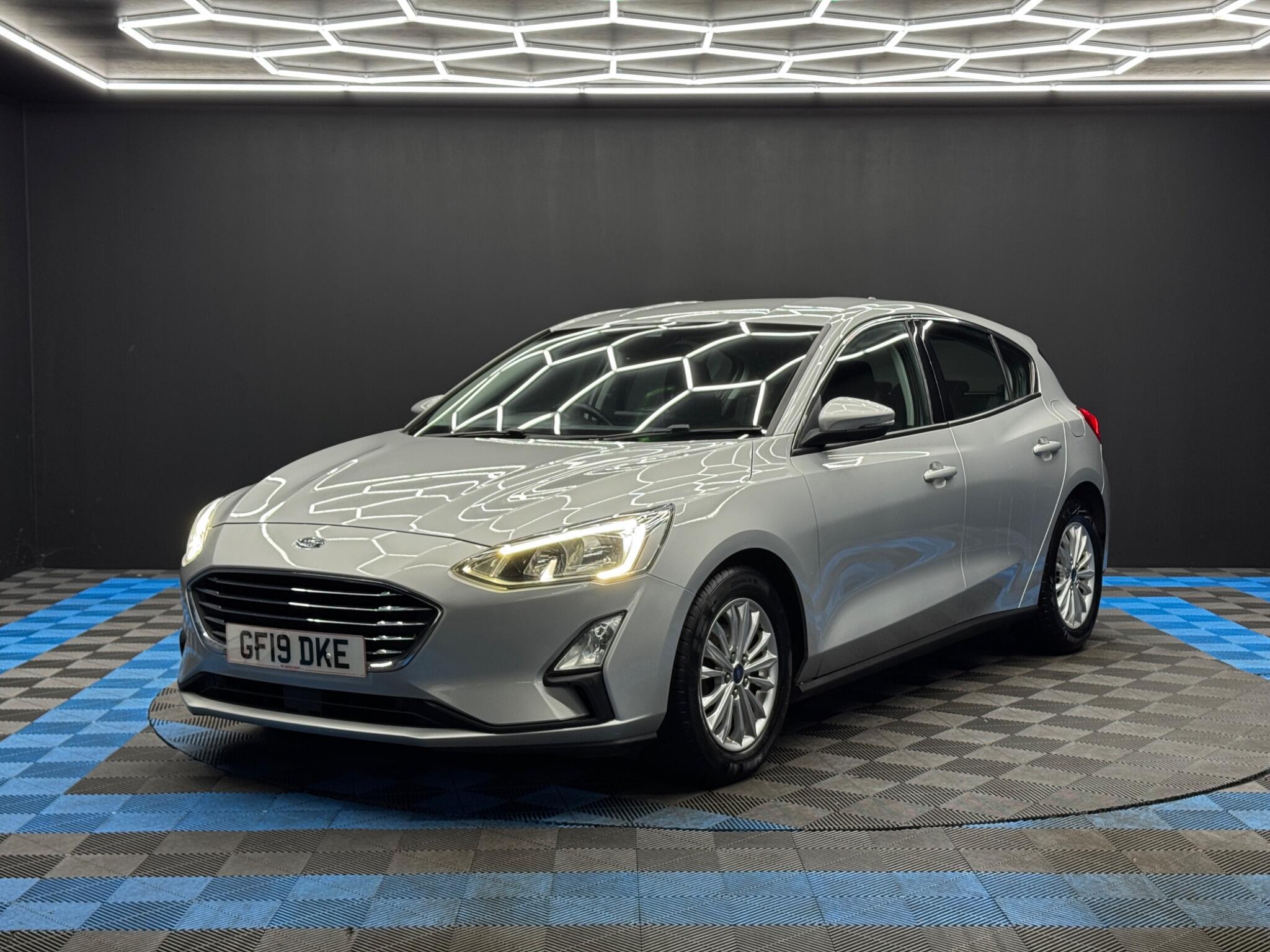 Ford Focus - Image 5