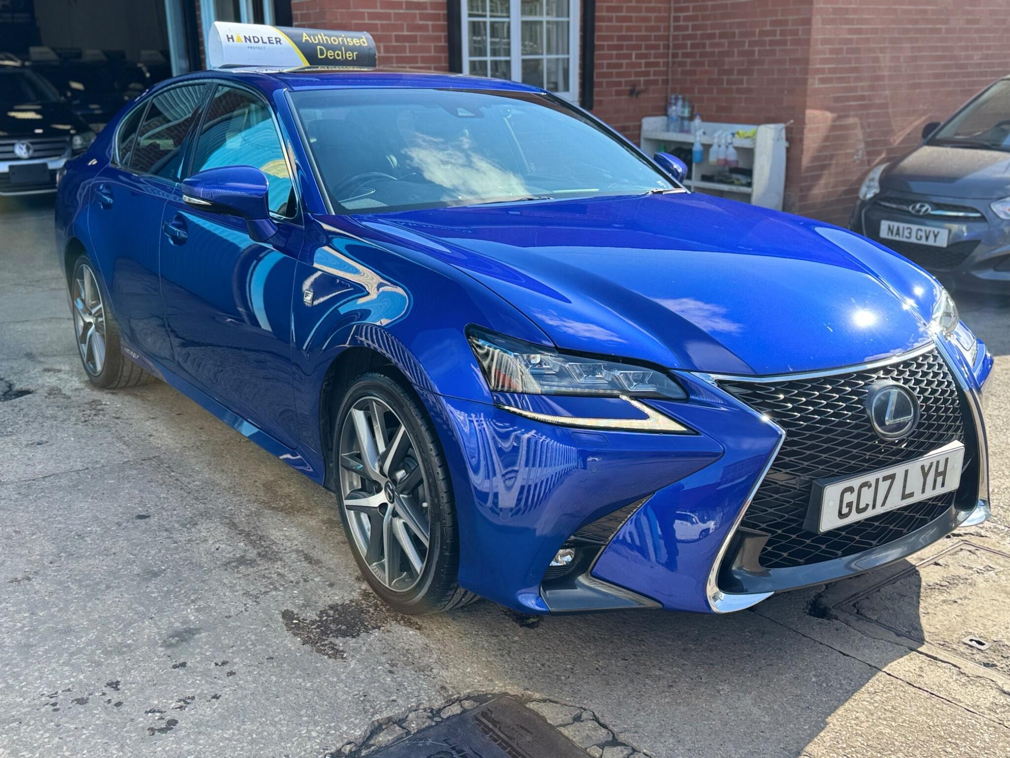 Lexus GS - Image 11