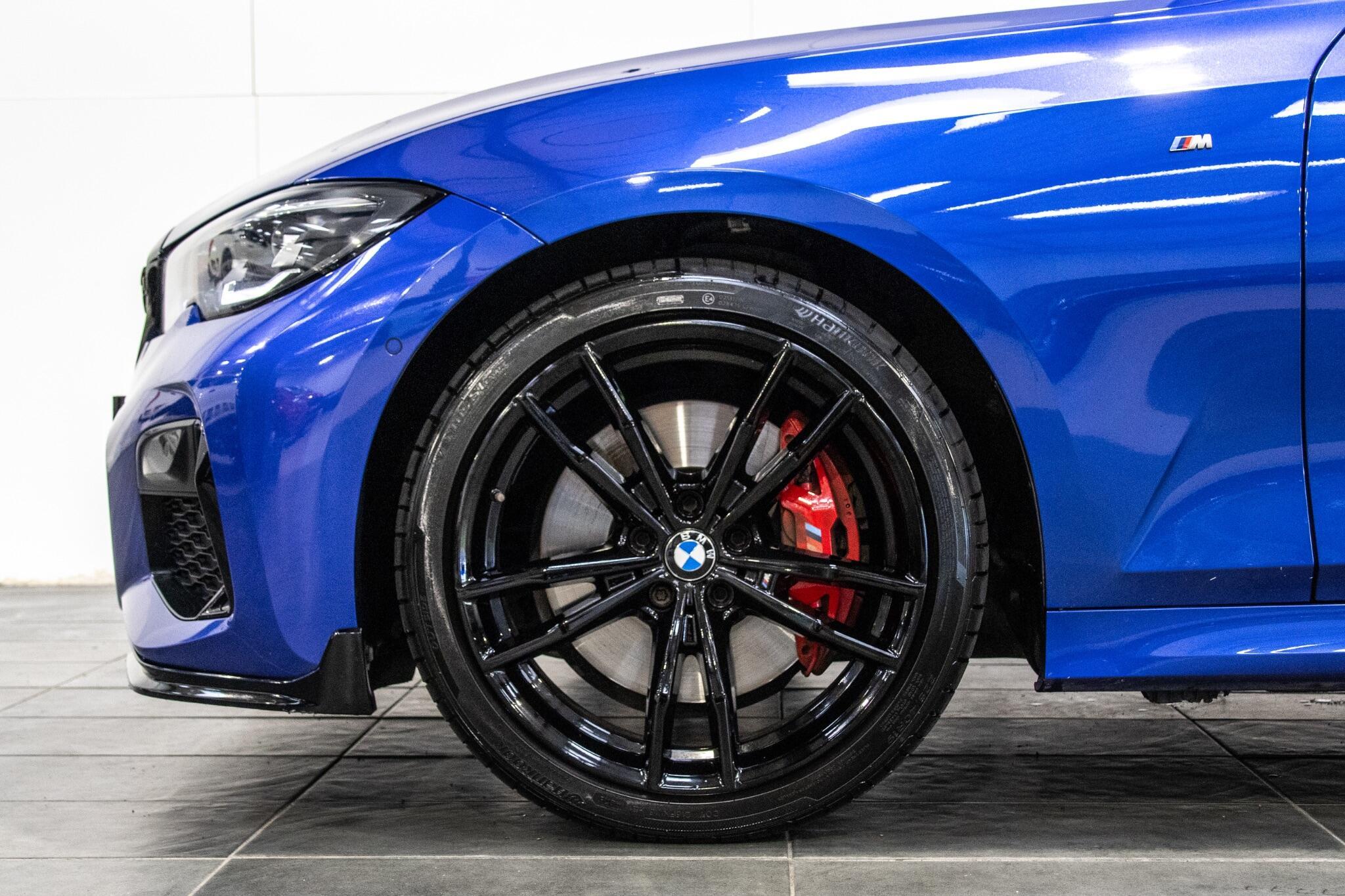 BMW 3 Series - Image 7