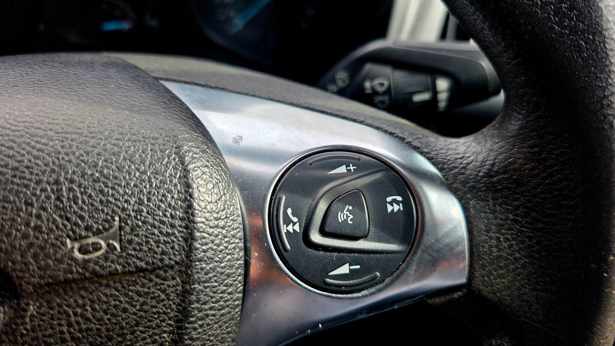 Ford Transit Connect - Image 24