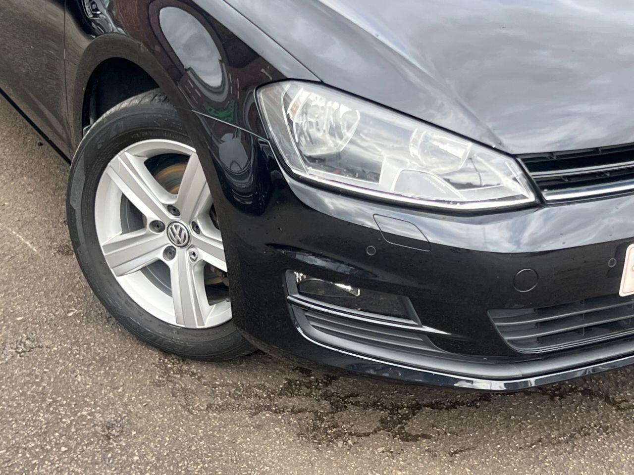 Volkswagen Golf - Image 7