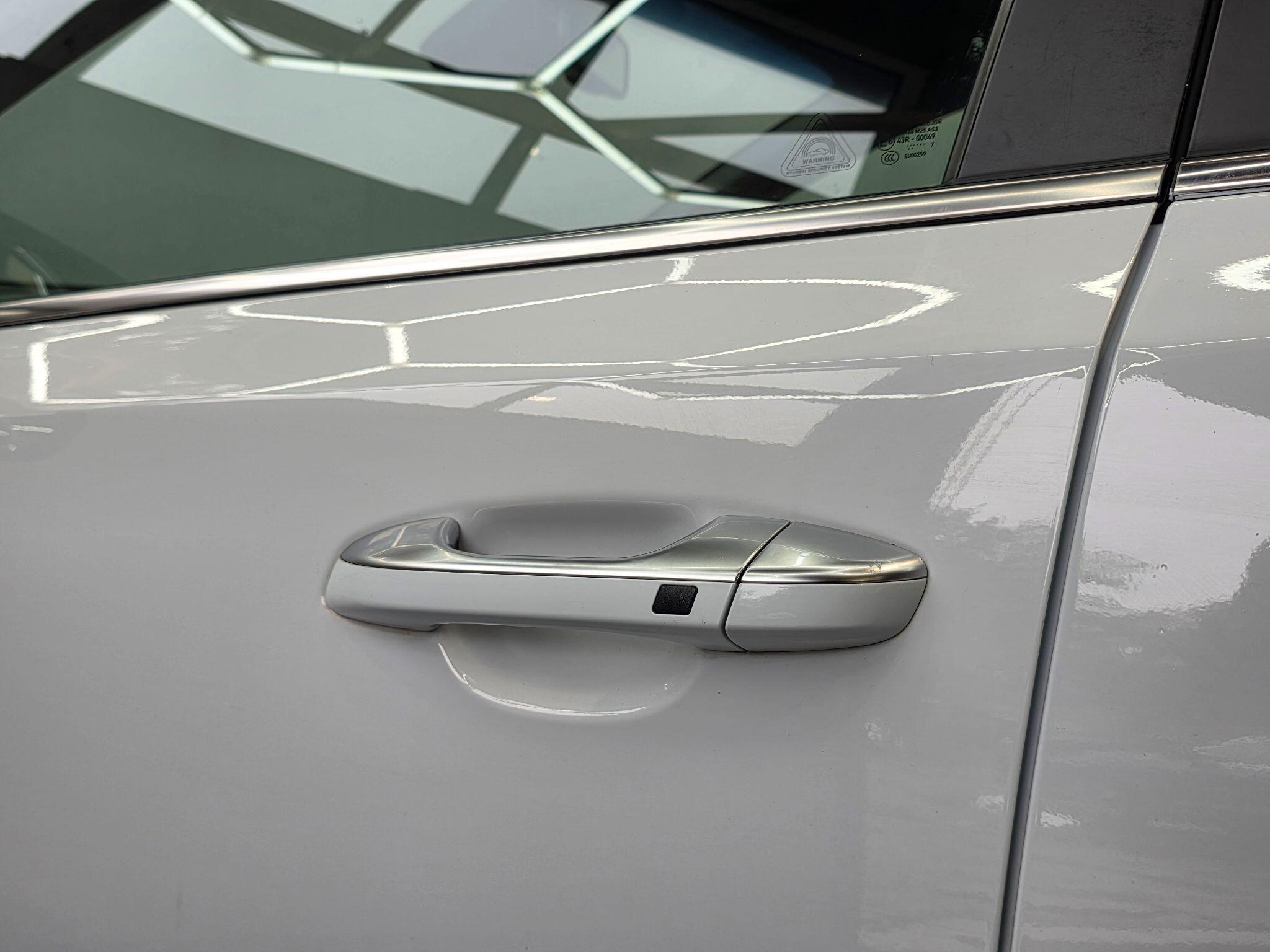 Kia Sportage - Image 12