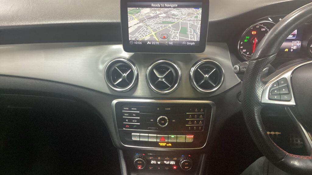 Mercedes-benz GLA - Image 4