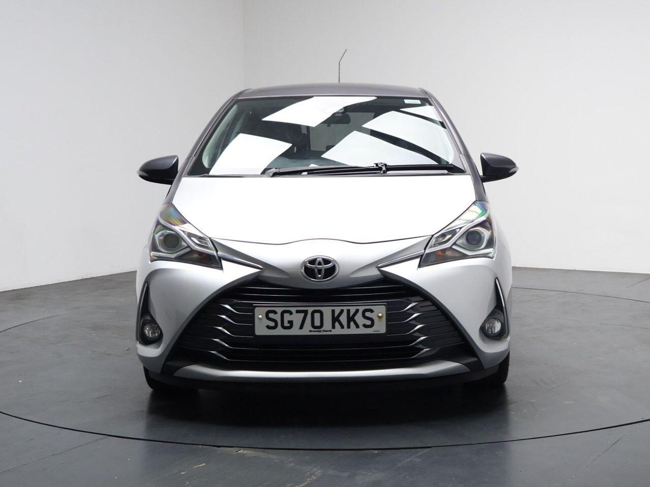 Toyota Yaris - Image 5