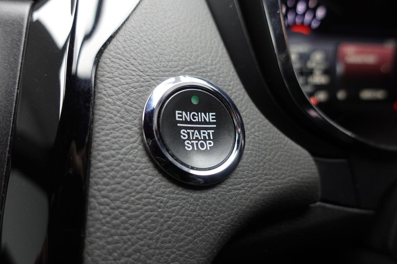 Ford Mondeo - Image 38