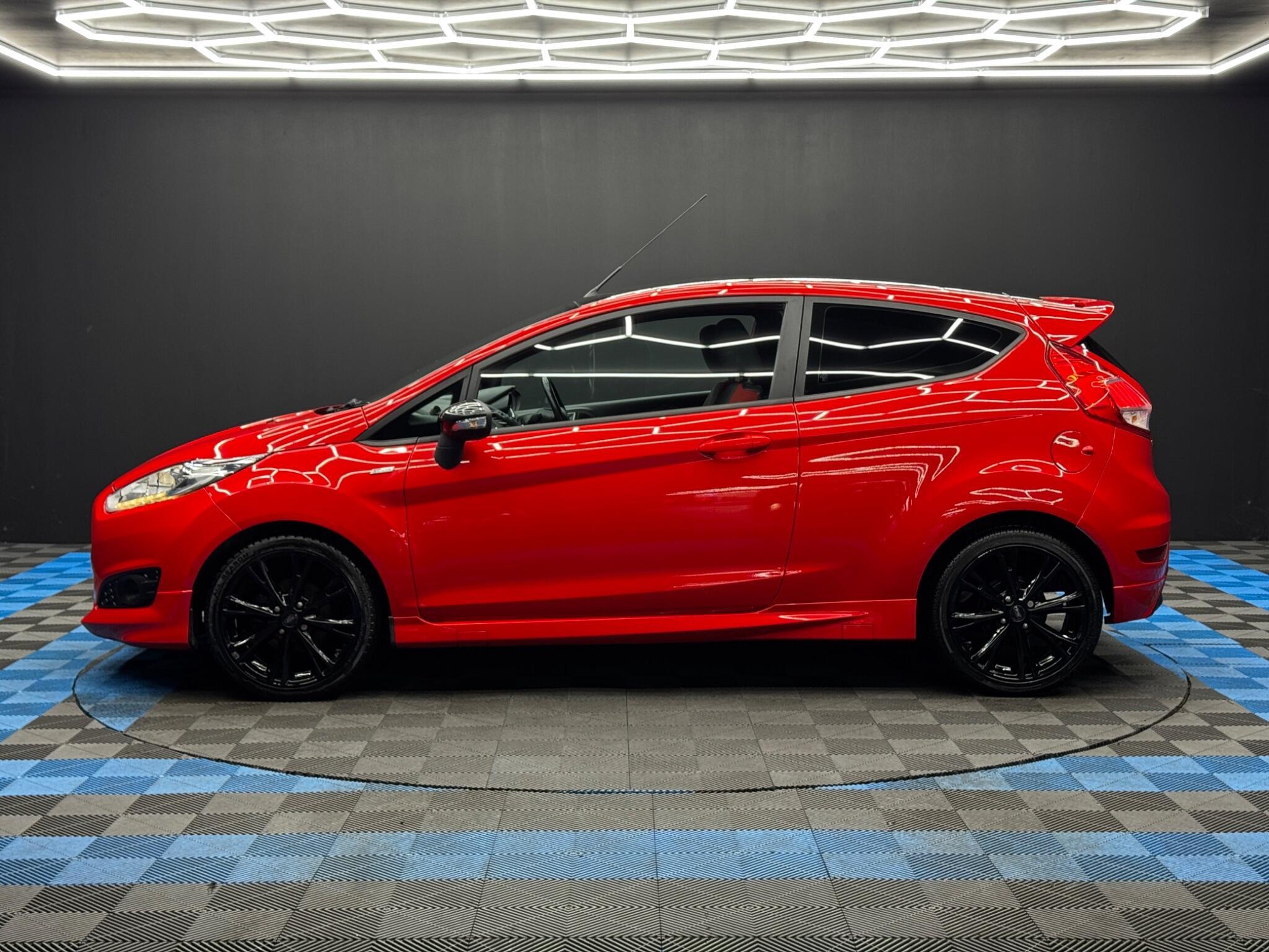 Ford Fiesta - Image 8