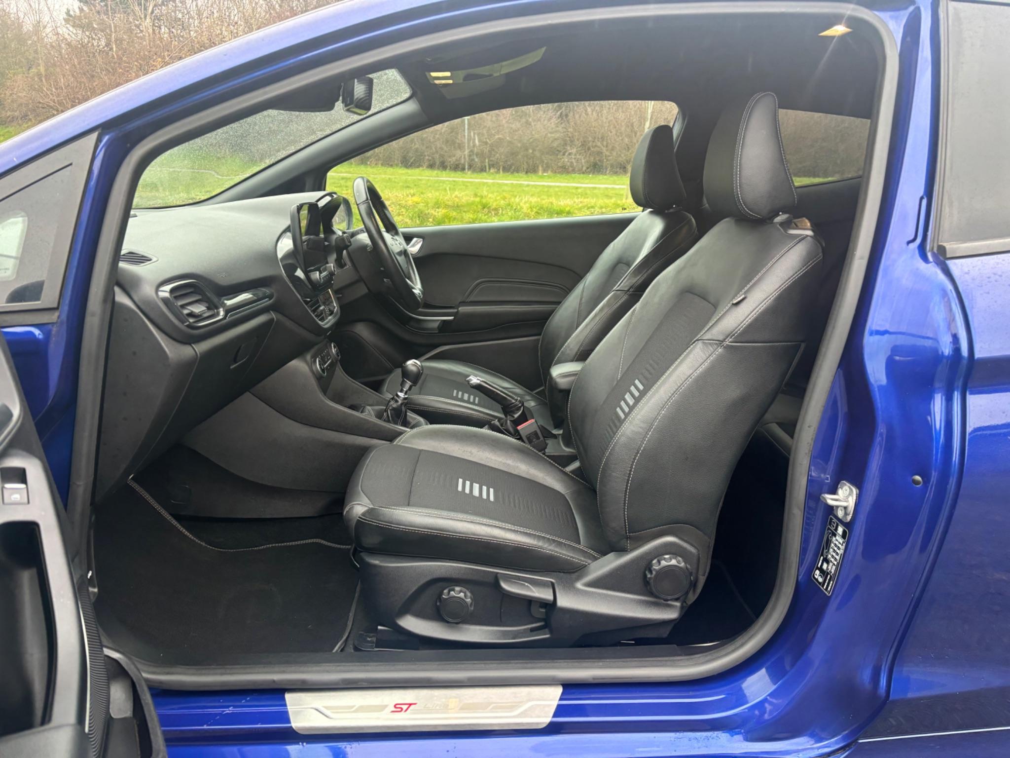 Ford Fiesta - Image 16