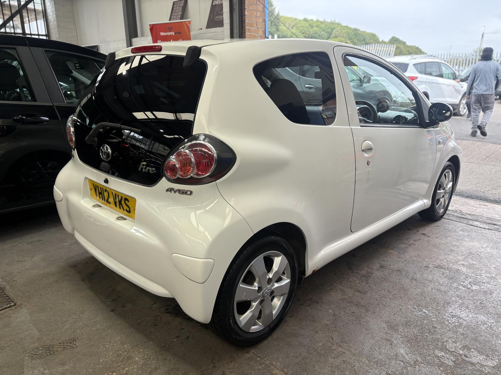 Toyota Aygo - Image 10