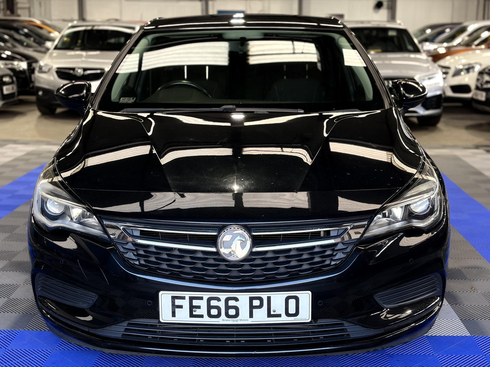 Vauxhall Astra - Image 2
