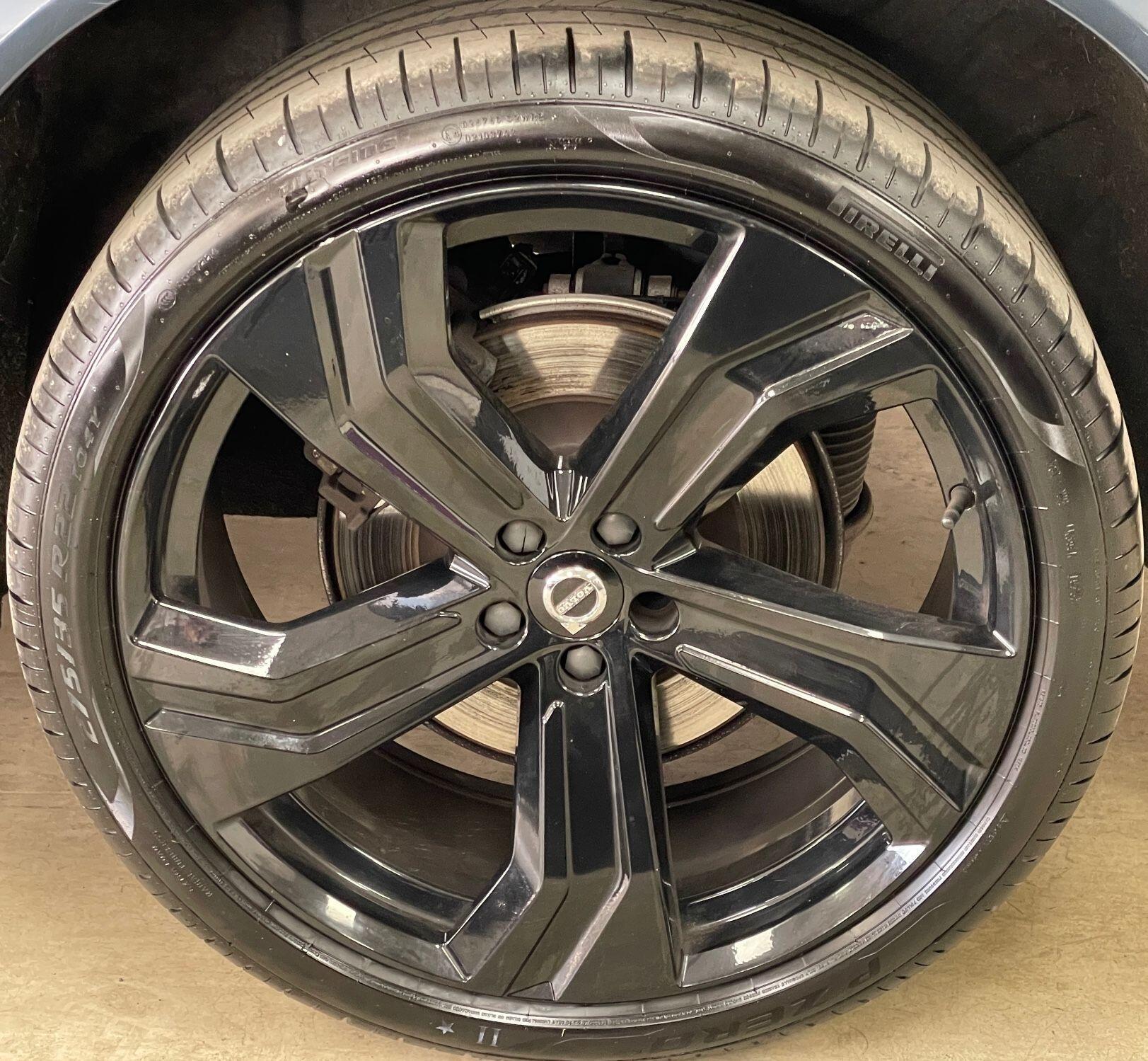 Volvo XC90 - Image 16