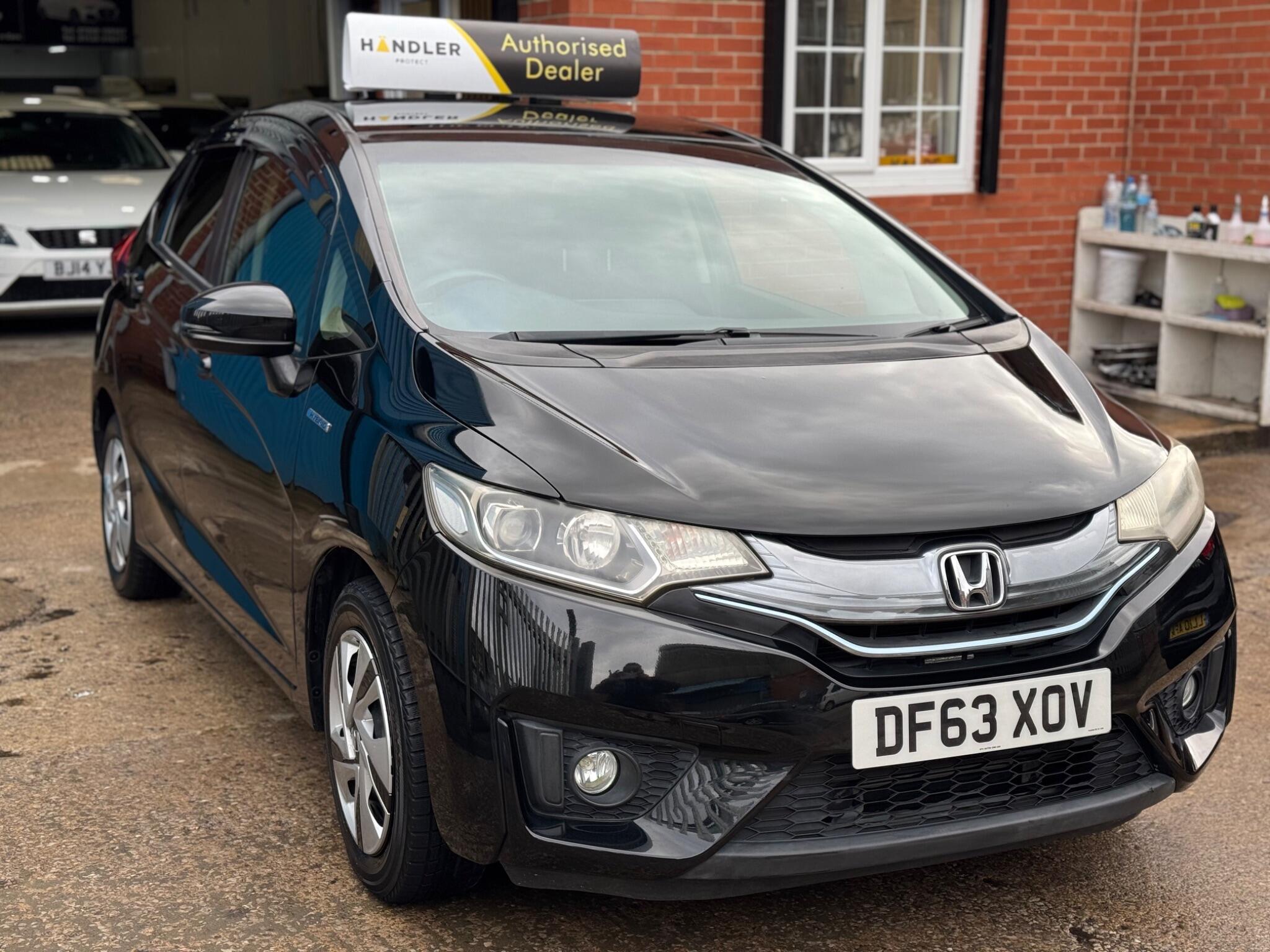 Honda FIT - Image 24
