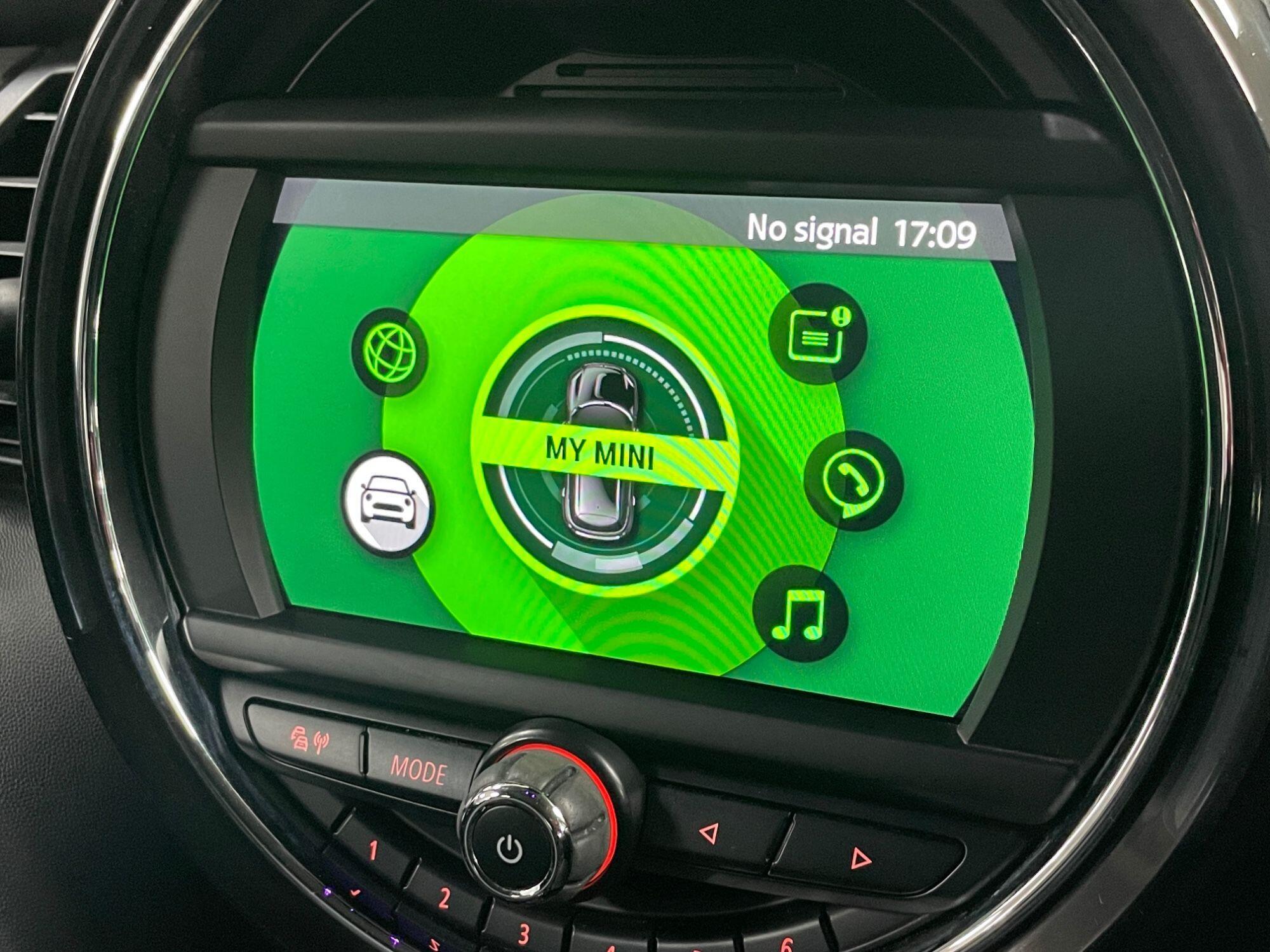 MINI Hatch - Image 42