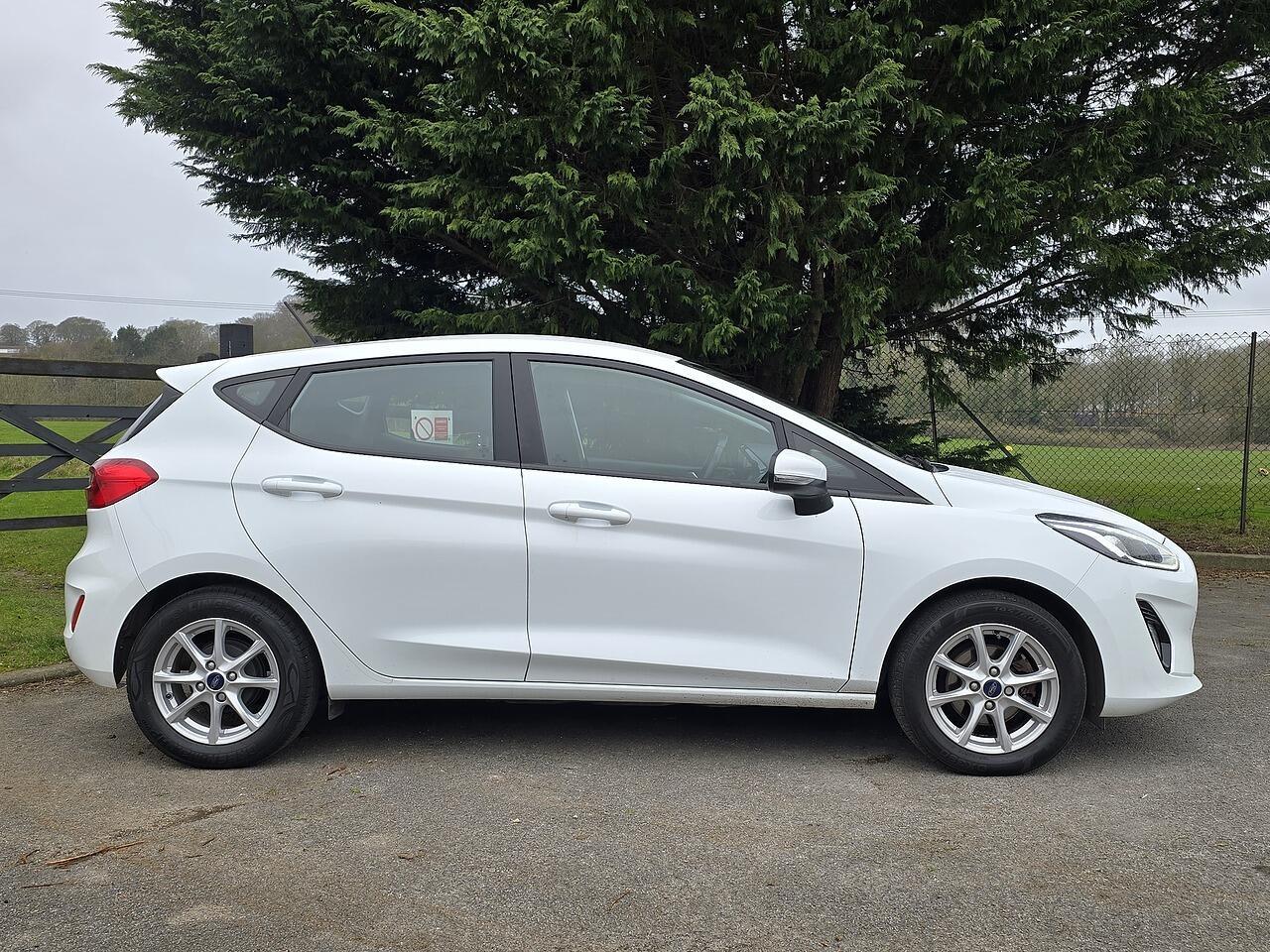 Ford Fiesta - Image 18