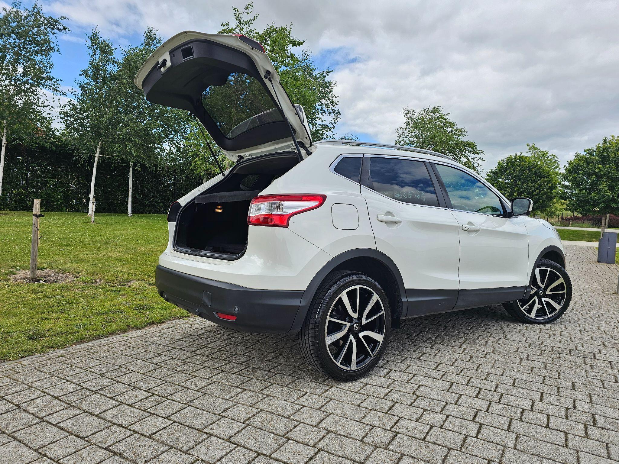 Nissan Qashqai - Image 12