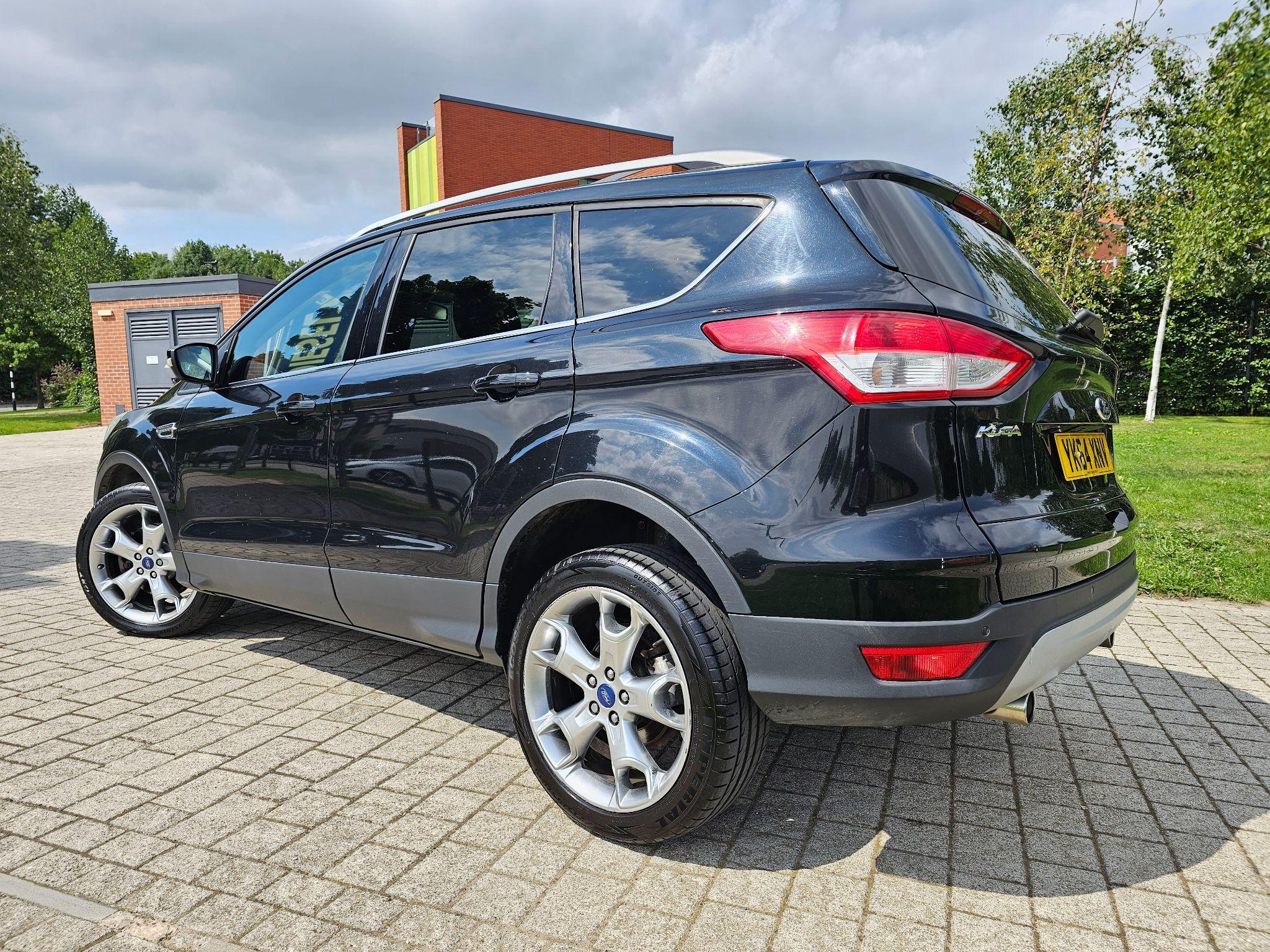 Ford Kuga - Image 36