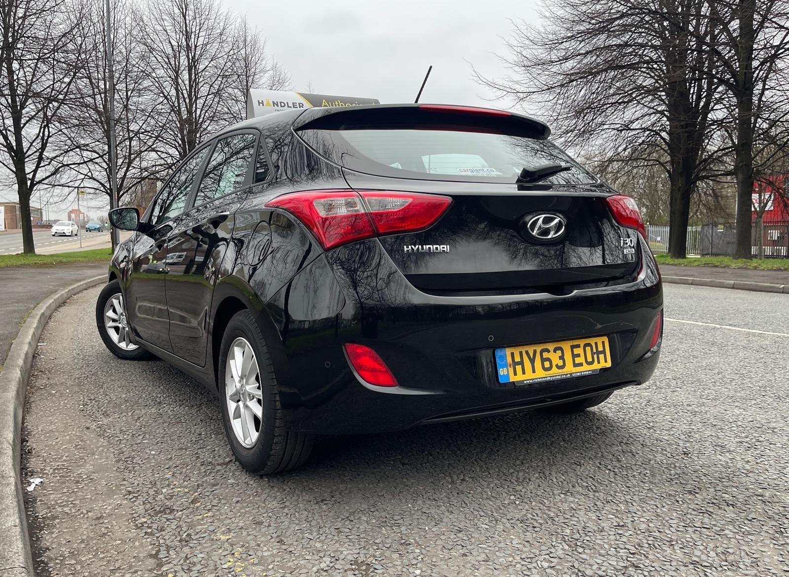 Hyundai i30 - Image 8