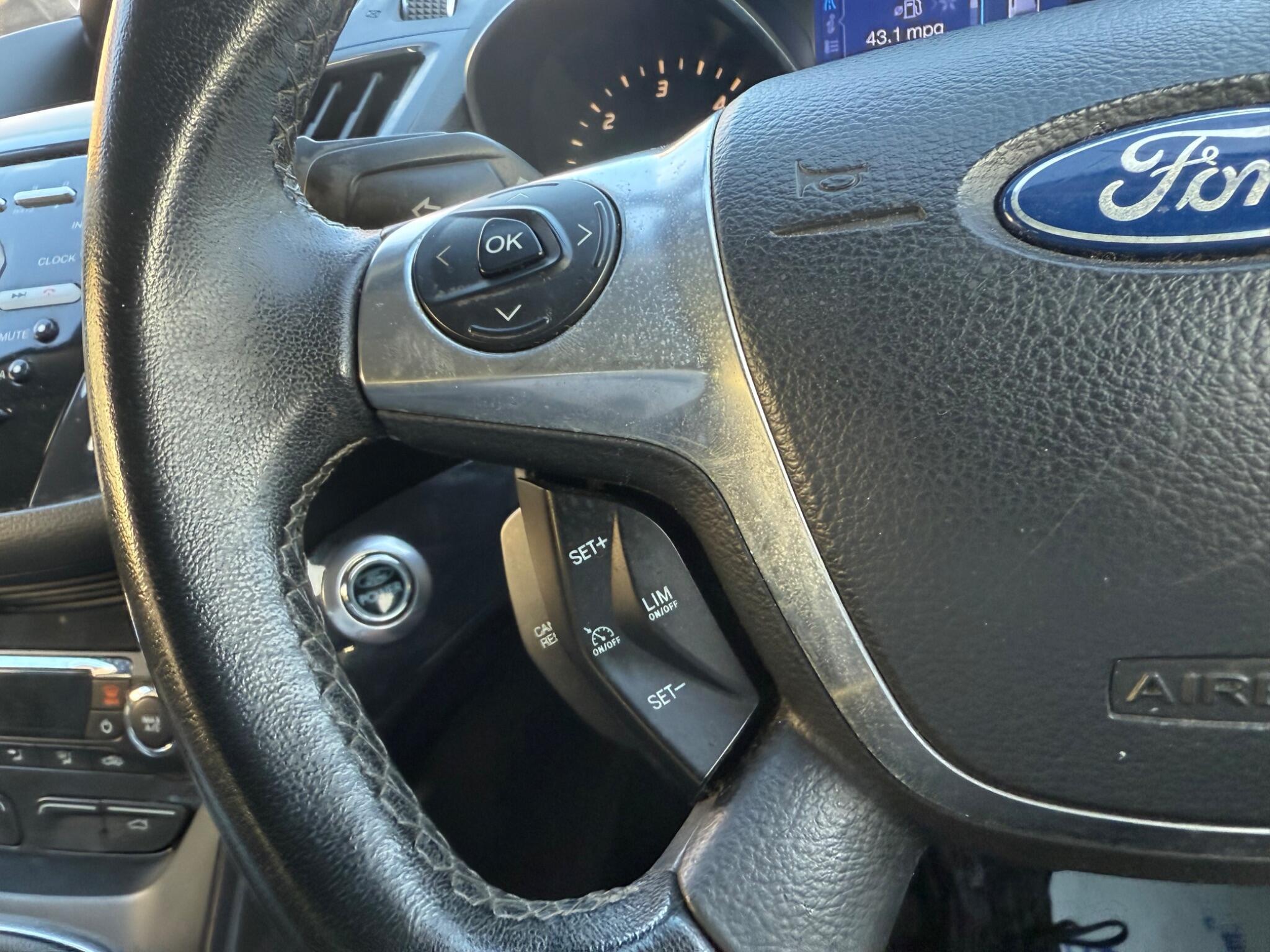Ford Kuga - Image 16