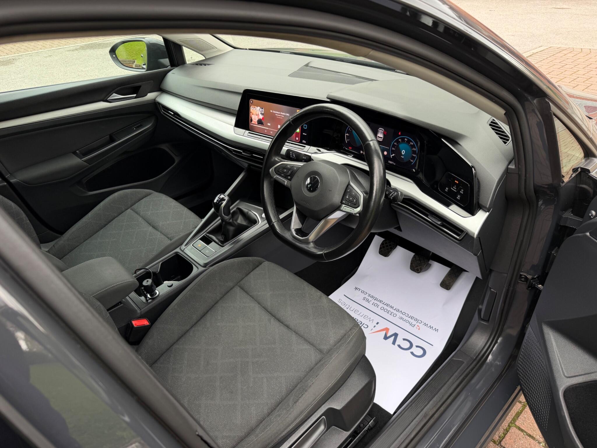 Volkswagen Golf - Image 33