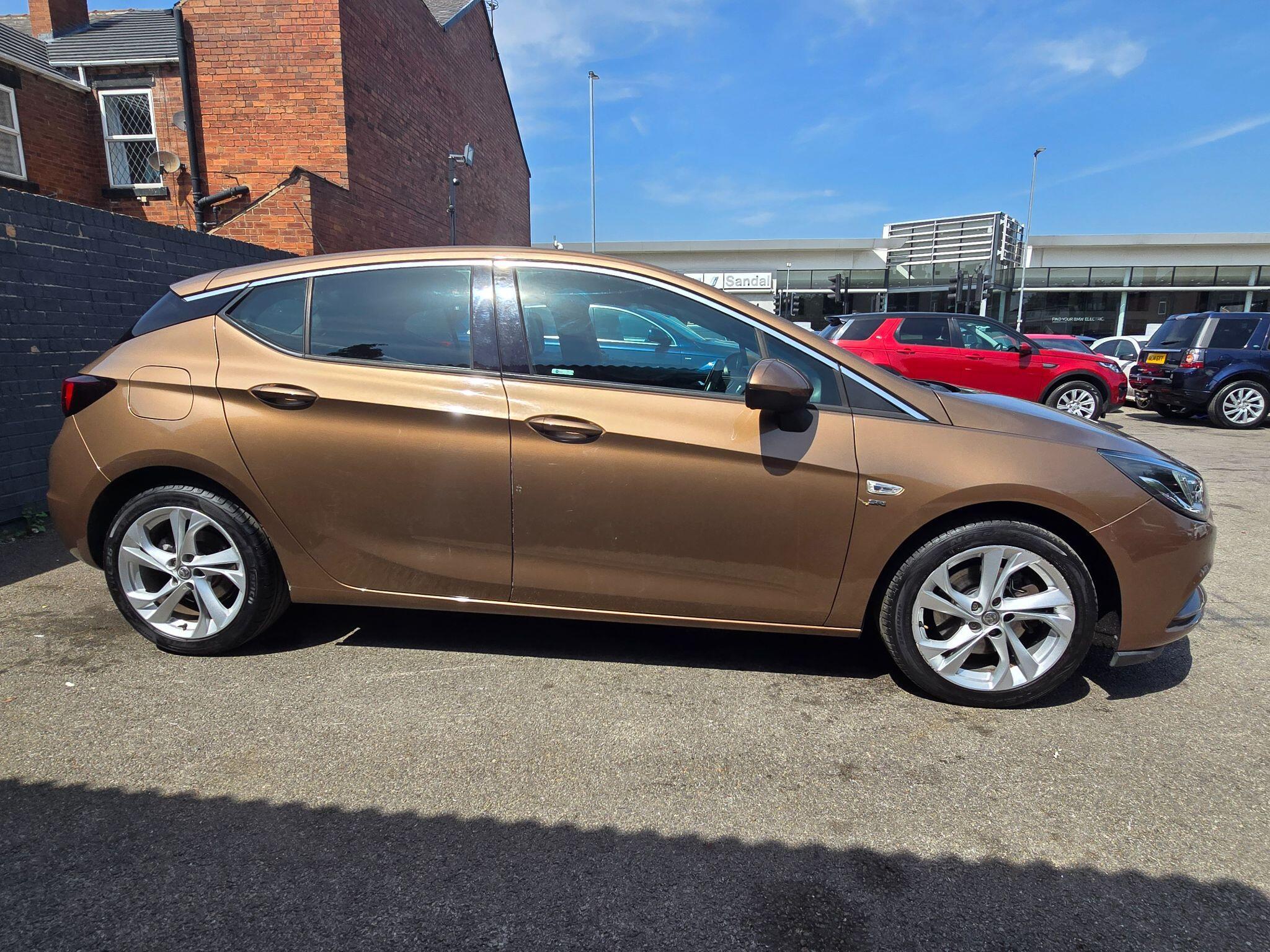 Vauxhall Astra - Image 7