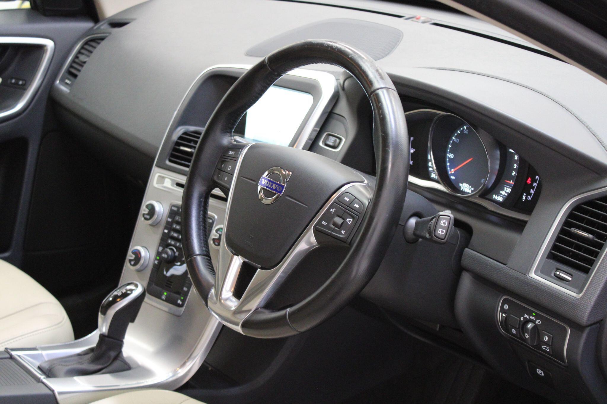 Volvo XC60 - Image 50