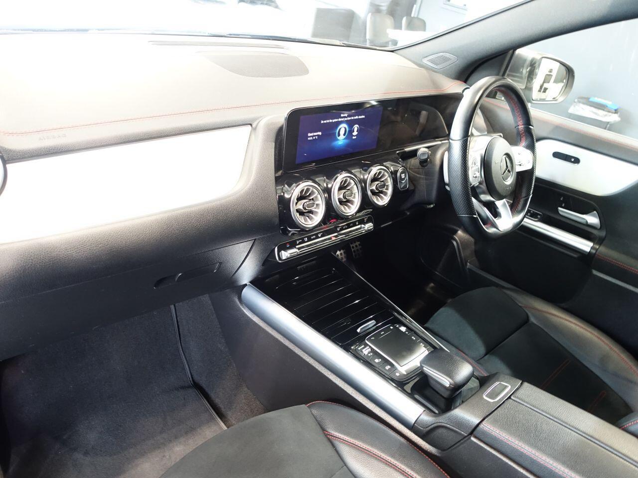 Mercedes-benz EQA - Image 11