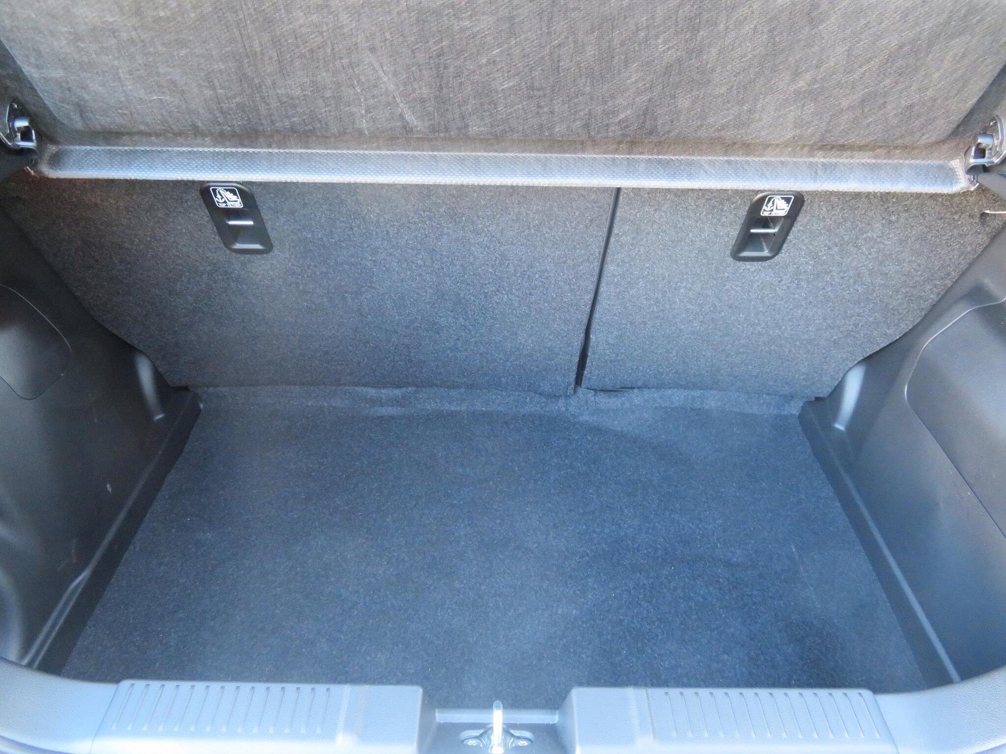 Suzuki Swift - Image 8