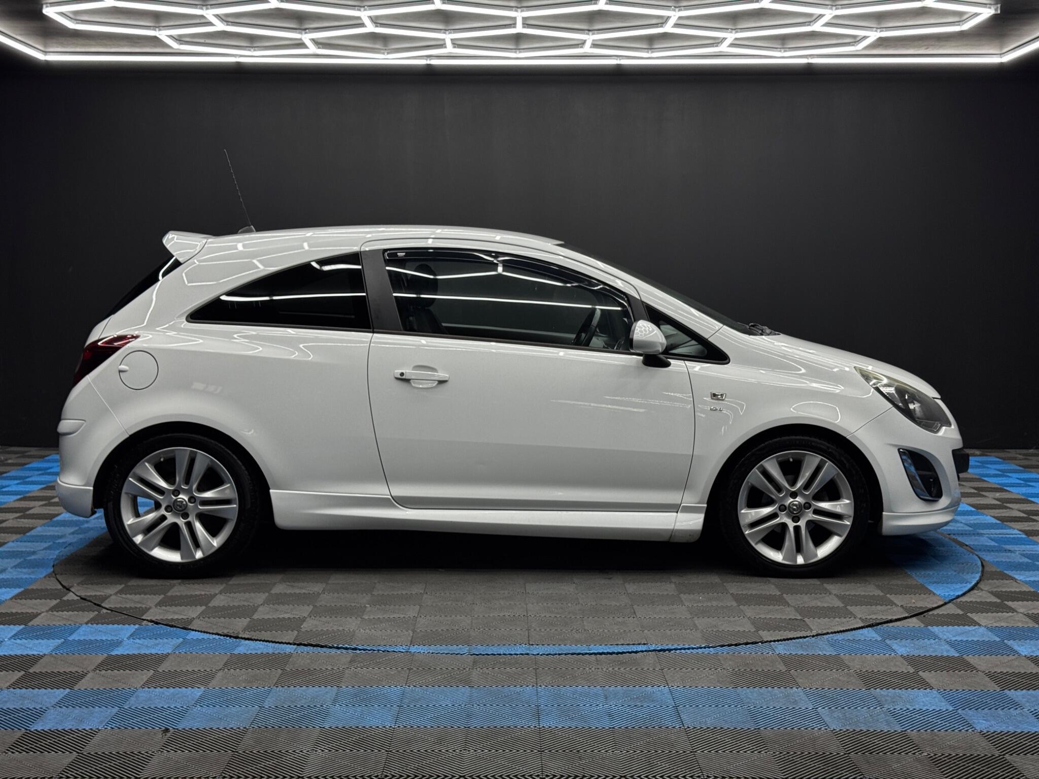 Vauxhall Corsa - Image 4