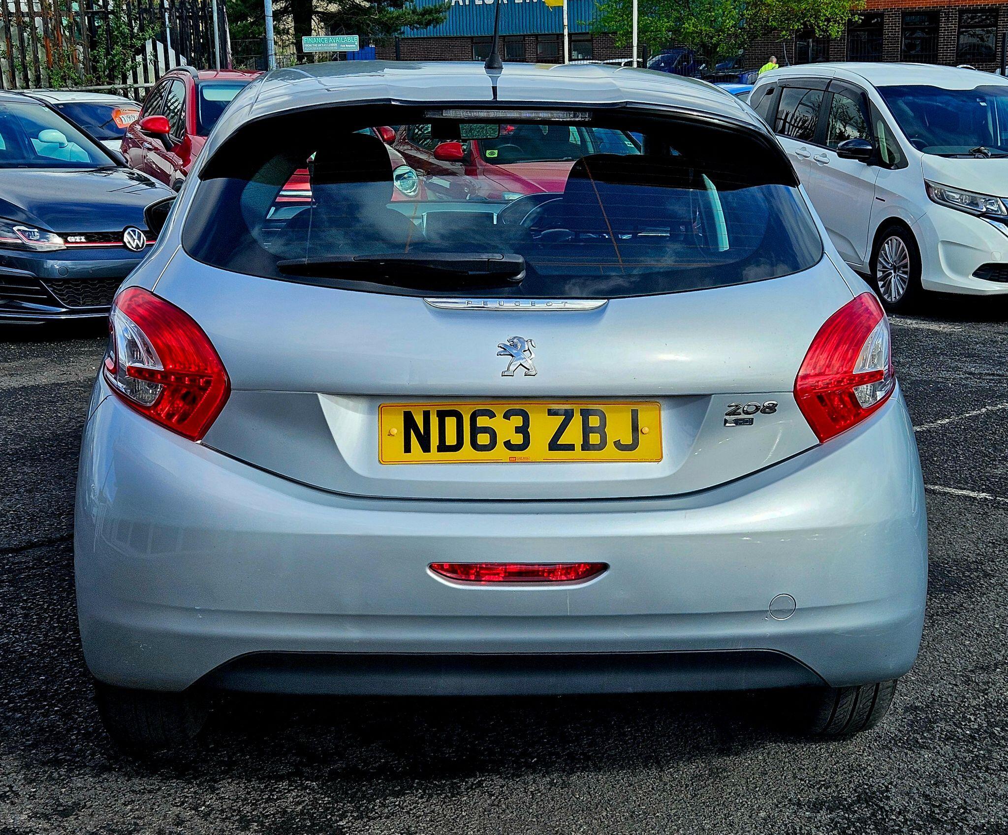 Peugeot 208 - Image 11