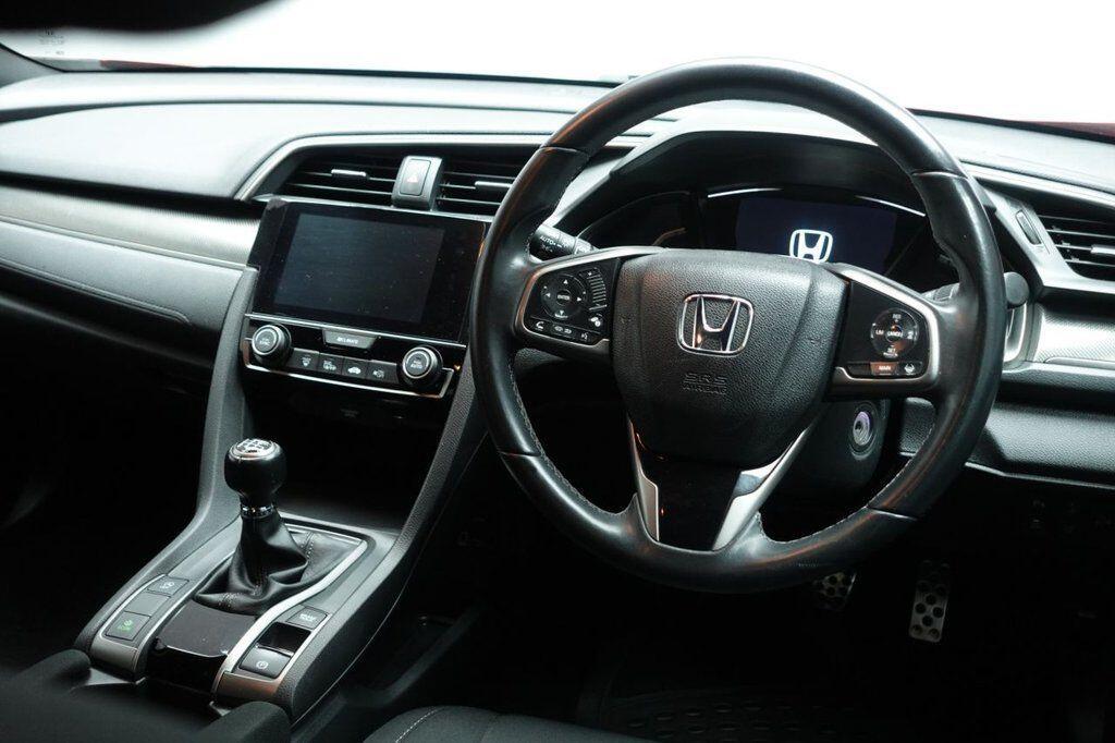 Honda Civic - Image 15