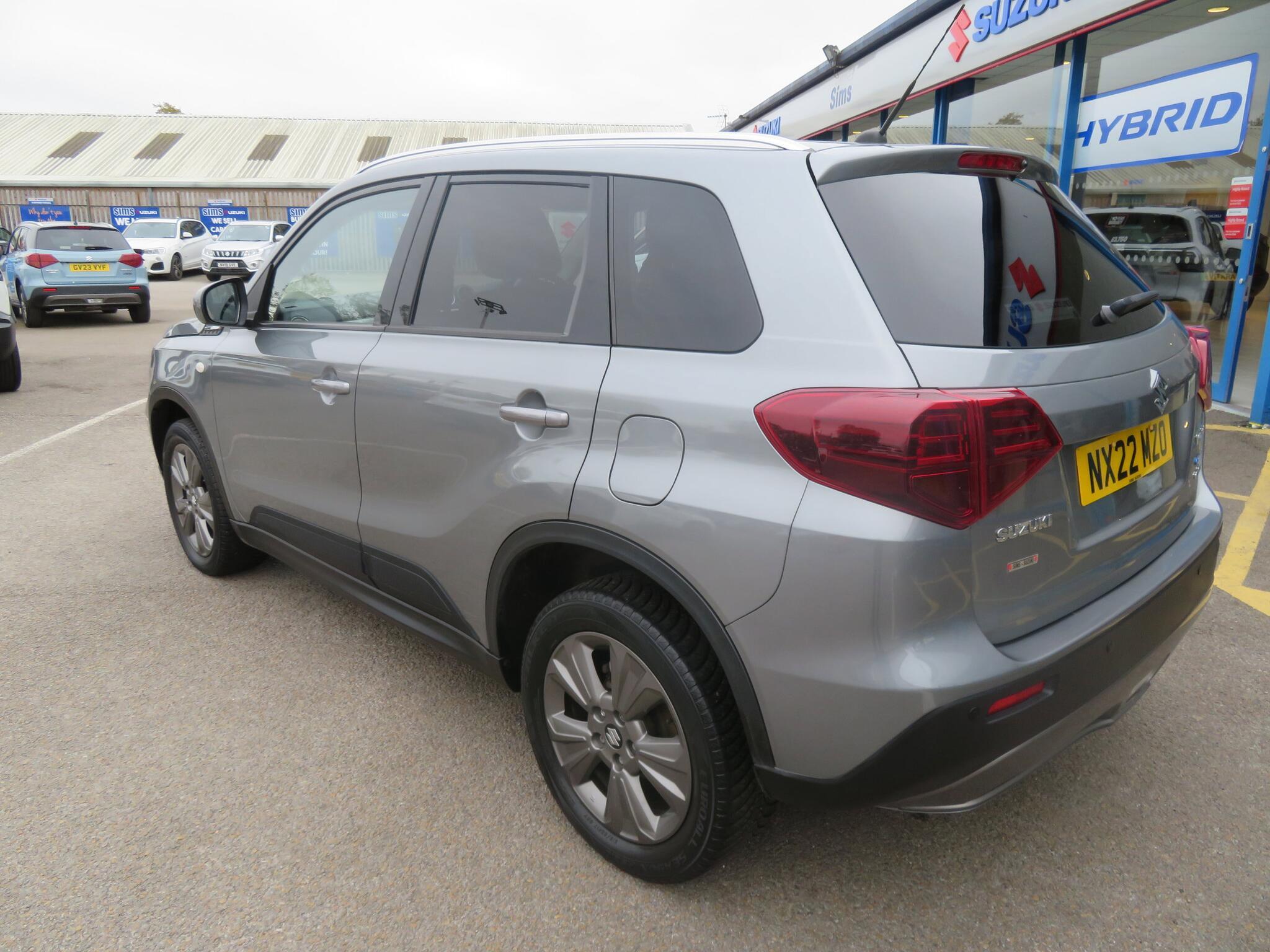 Suzuki Vitara - Image 8