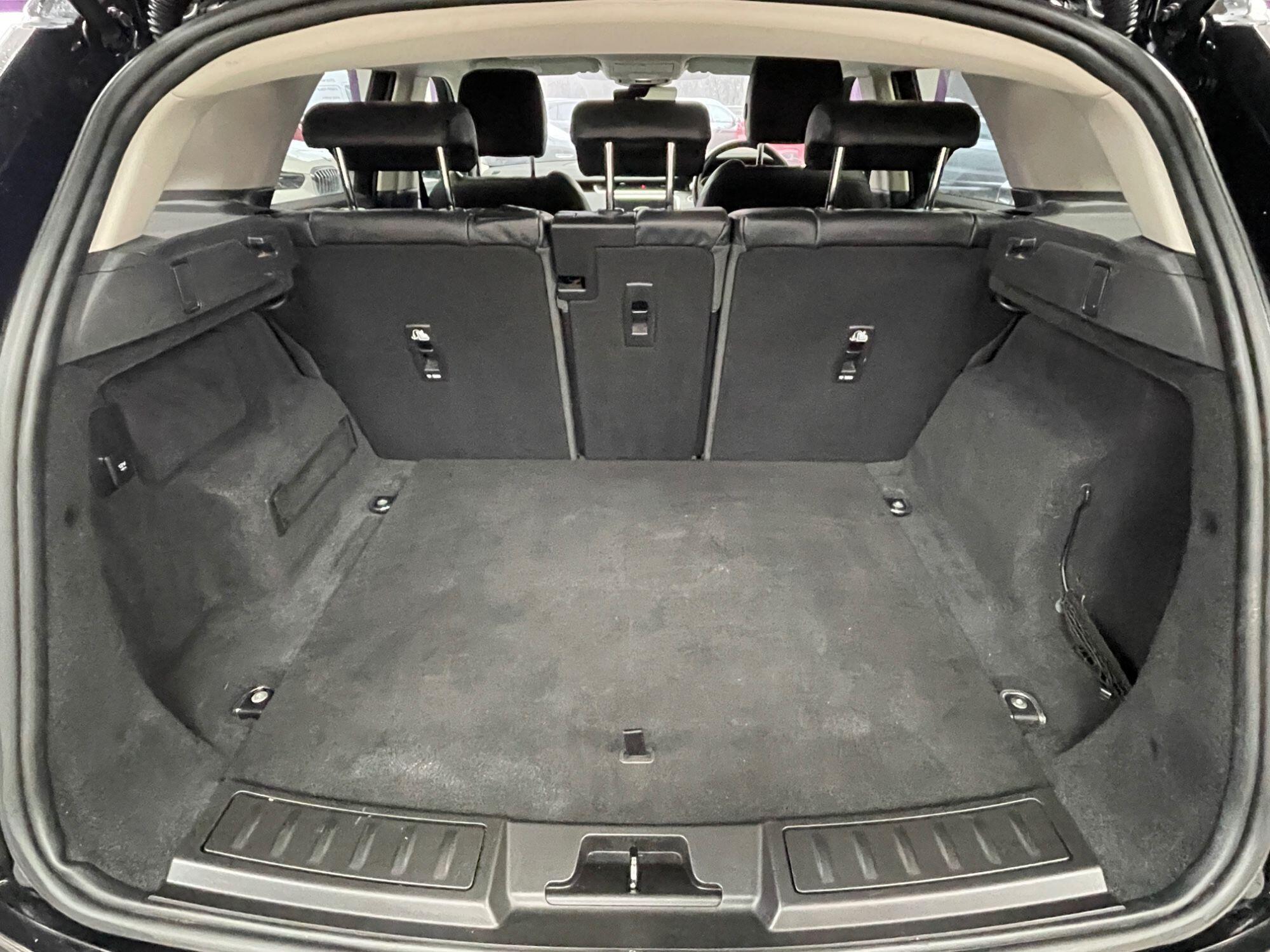 Land Rover Range Rover Evoque - Image 19