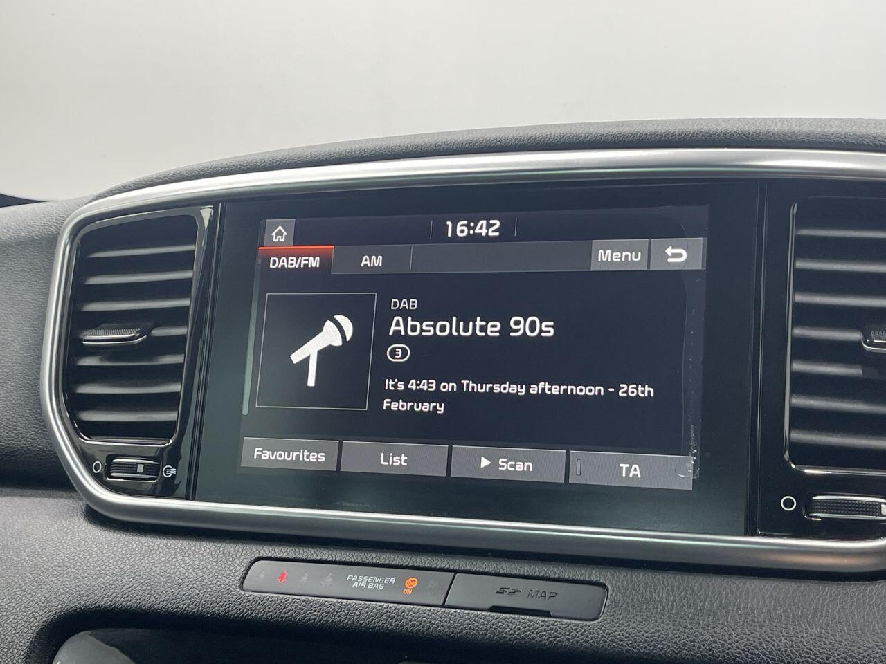 Kia Sportage - Image 37