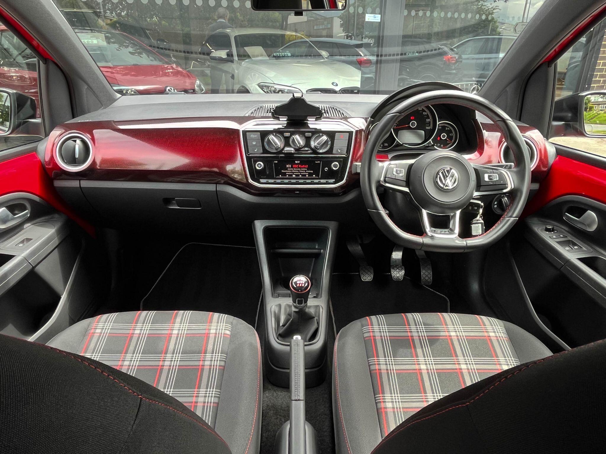 Volkswagen up! - Image 9