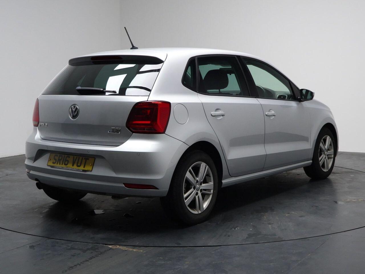 Volkswagen Polo - Image 13