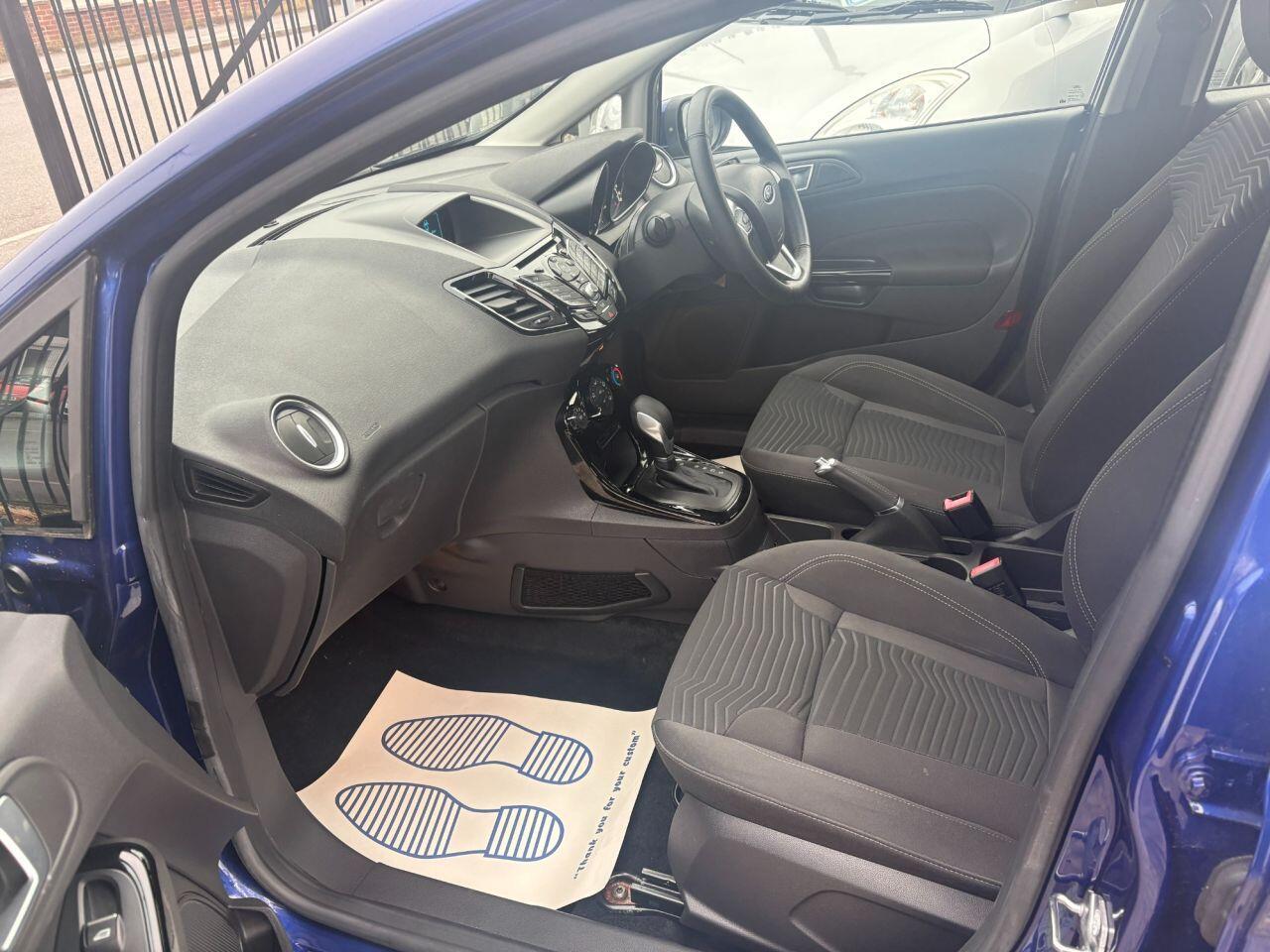 Ford Fiesta - Image 18