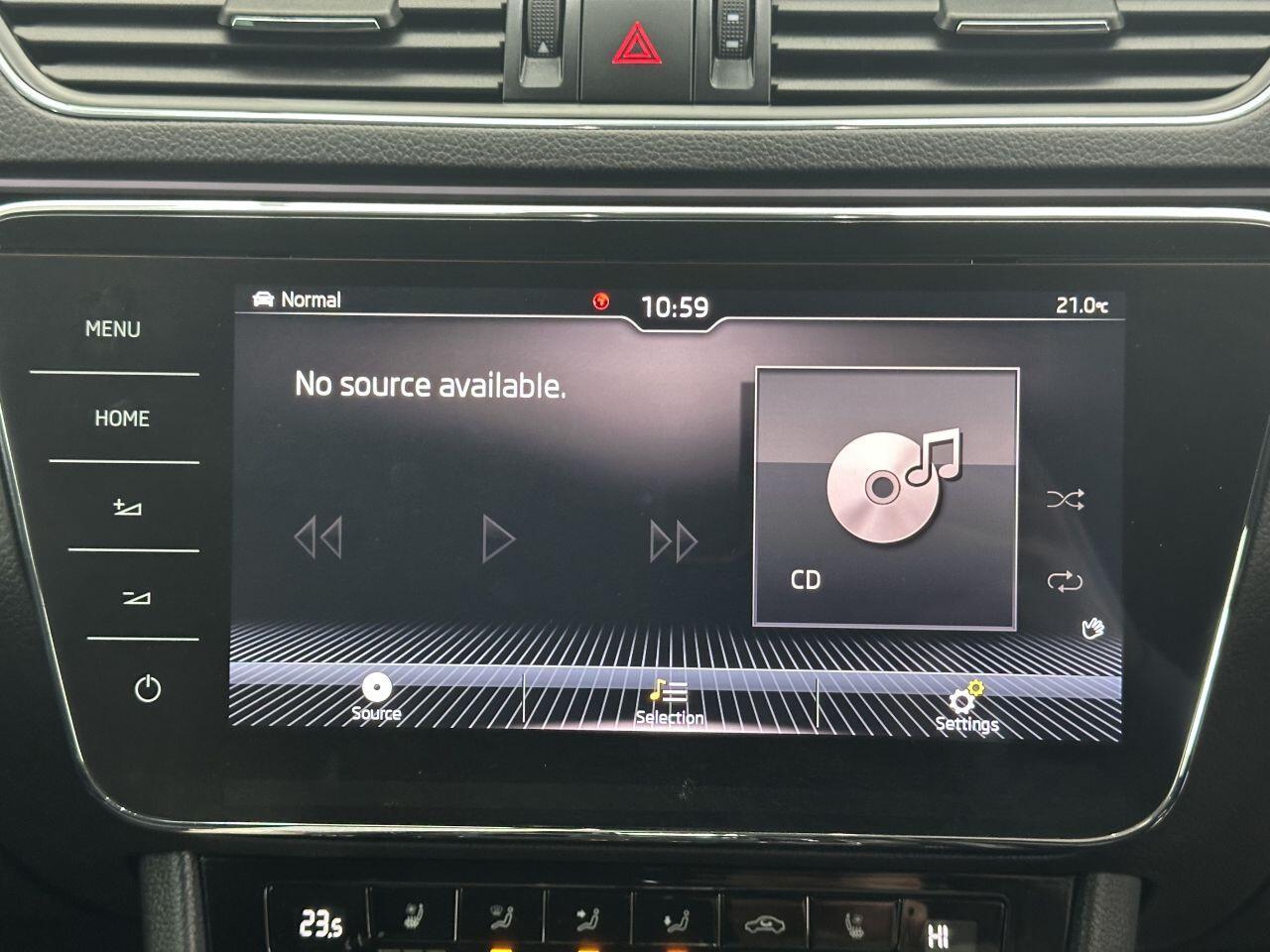 Skoda Superb - Image 32