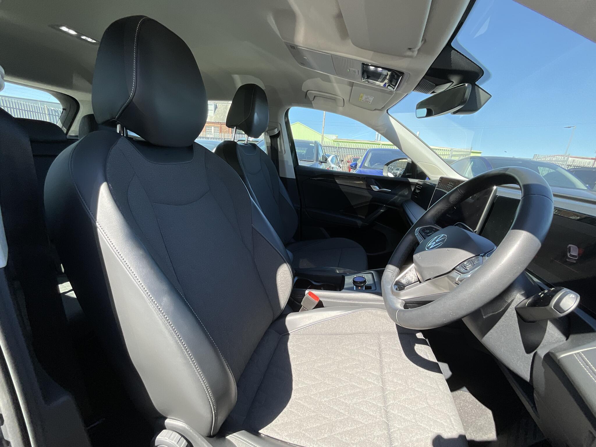 Volkswagen Tiguan - Image 6