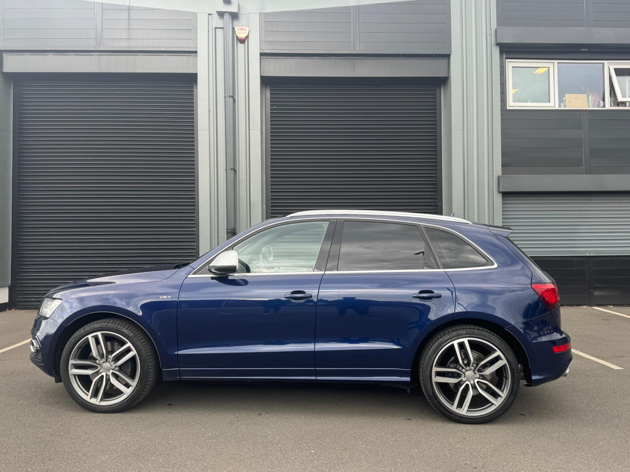 Audi SQ5 - Image 2