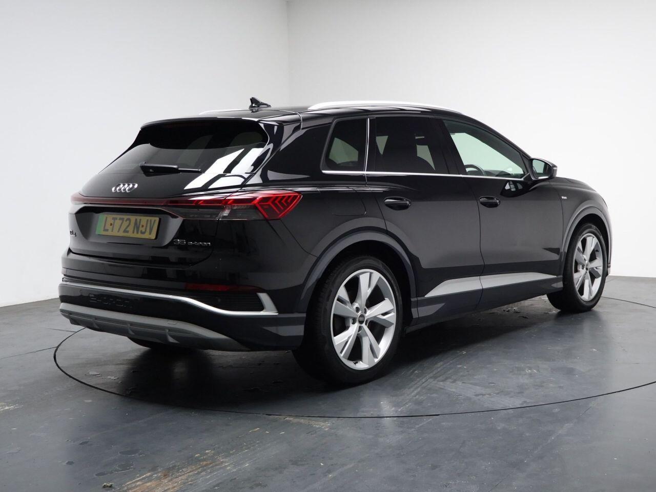 Audi Q4 E-Tron - Image 12